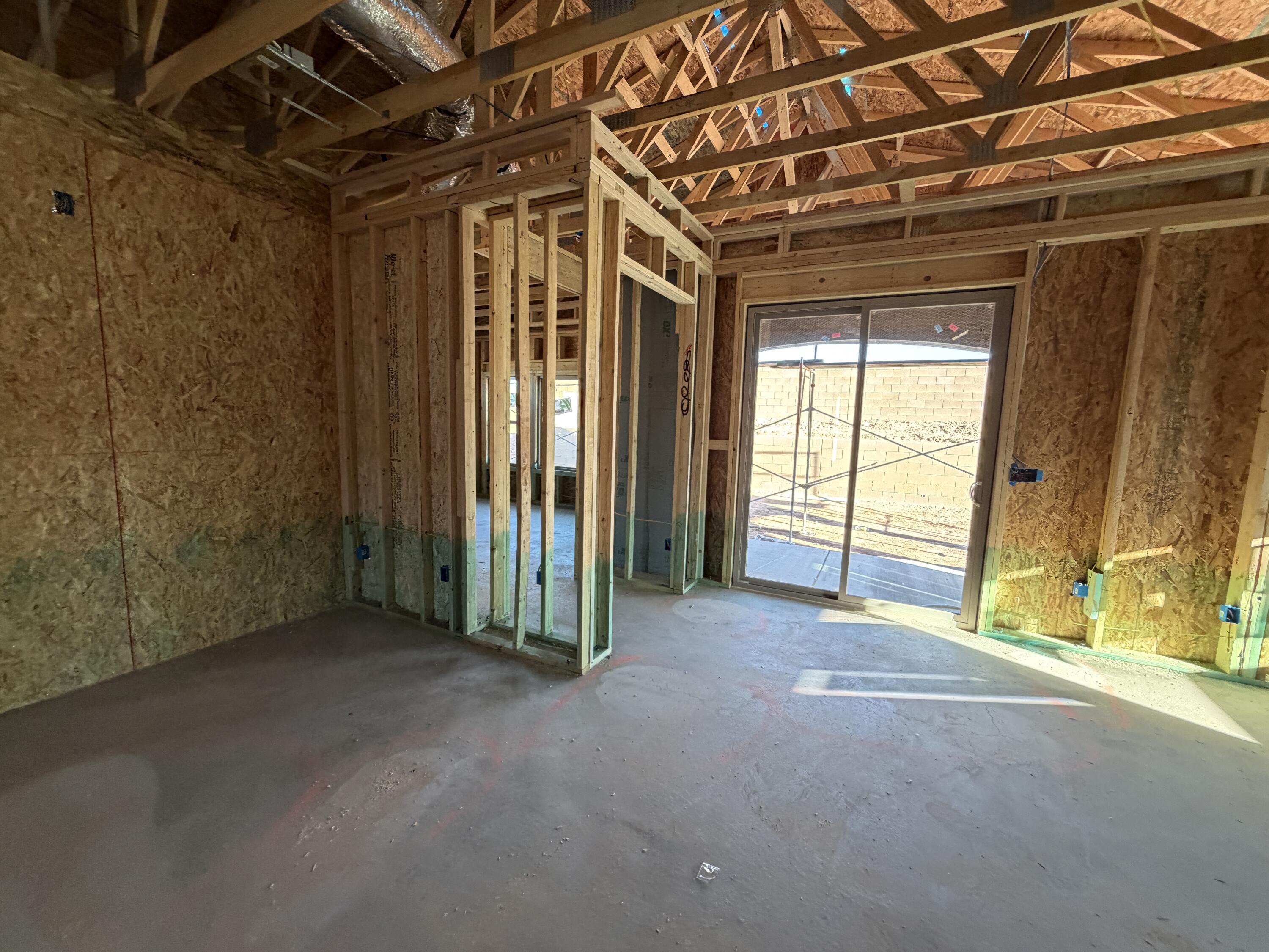 Photo 5 — 6911 Ava Road NE