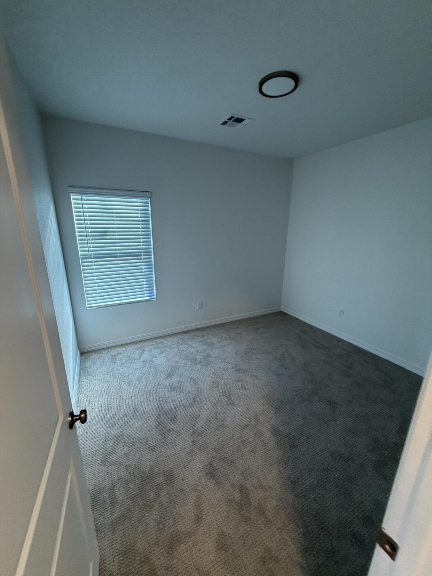 Photo 7 — 6911 Ava Road NE