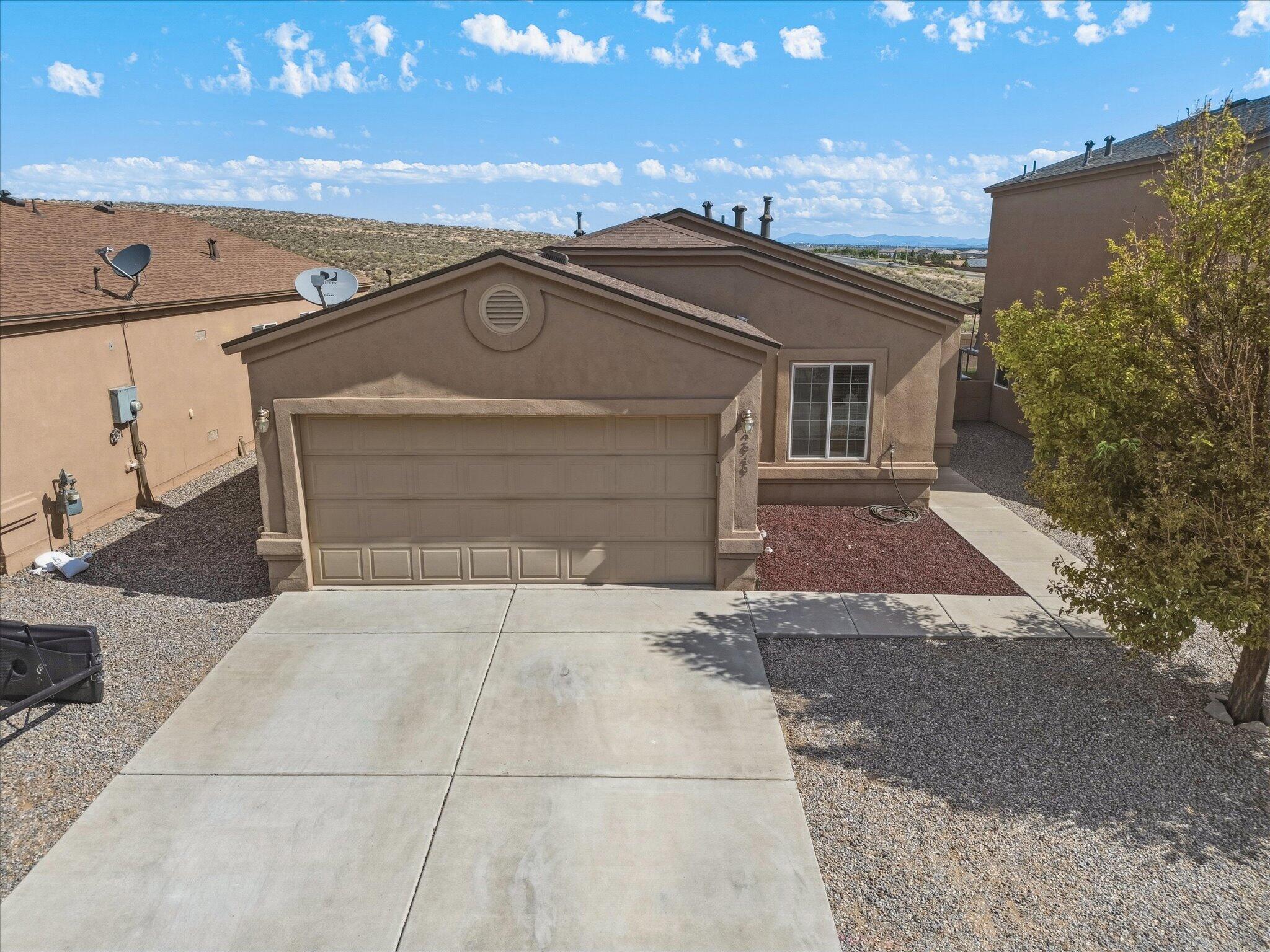 Photo 7 — 2949 Wilder Loop NE