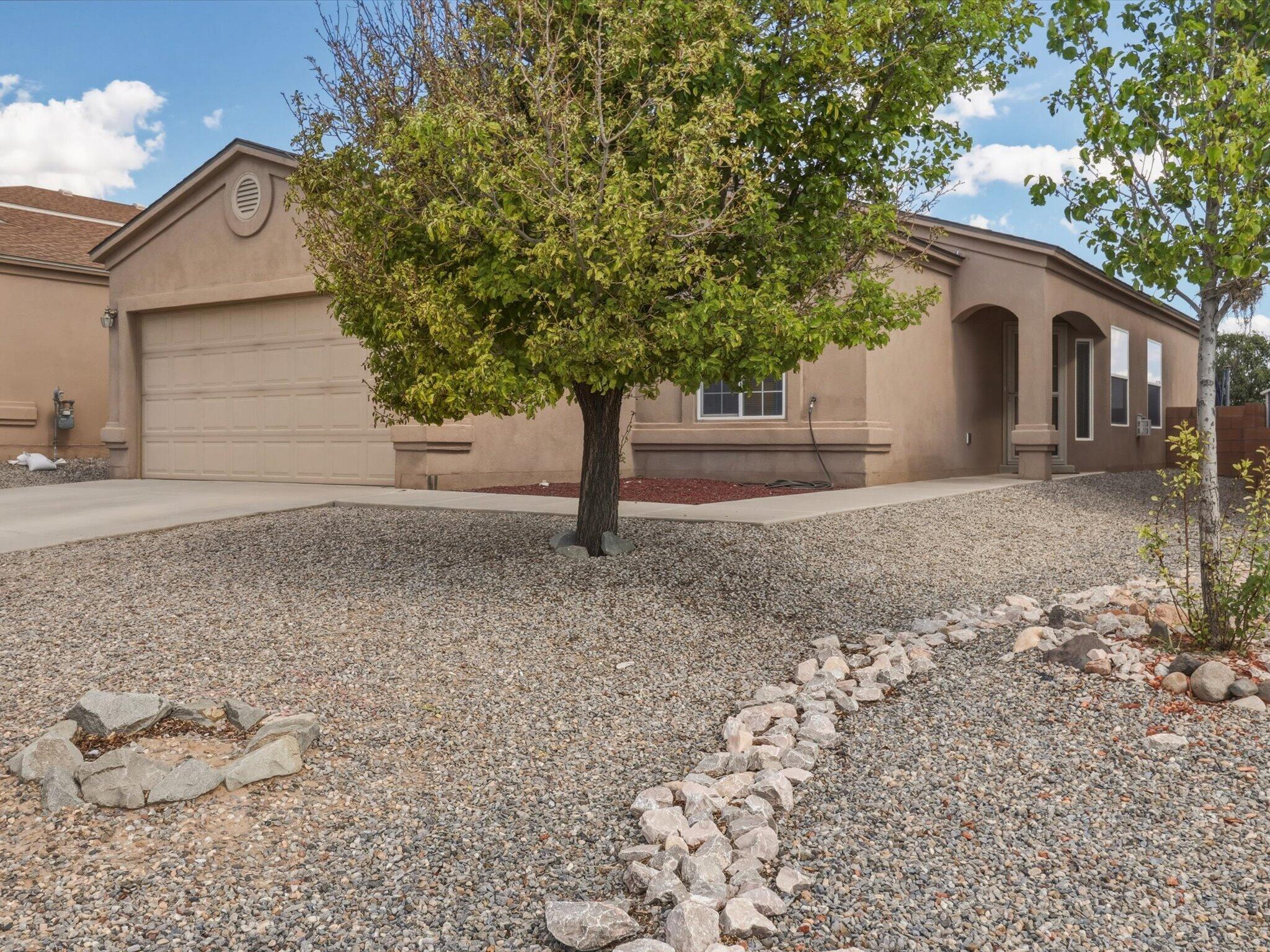 Photo 4 — 2949 Wilder Loop NE