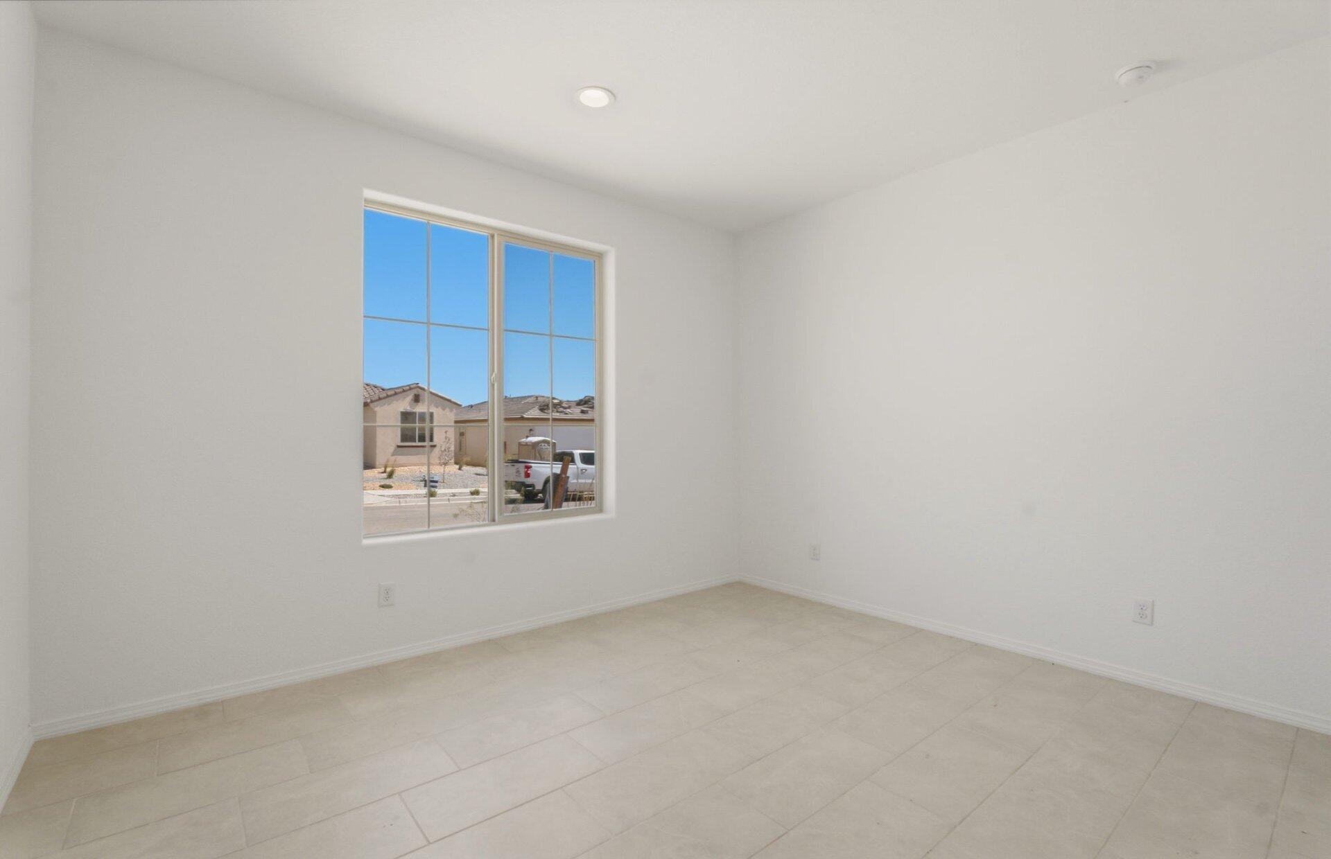 Photo 8 — 3005 Donita Lane NE