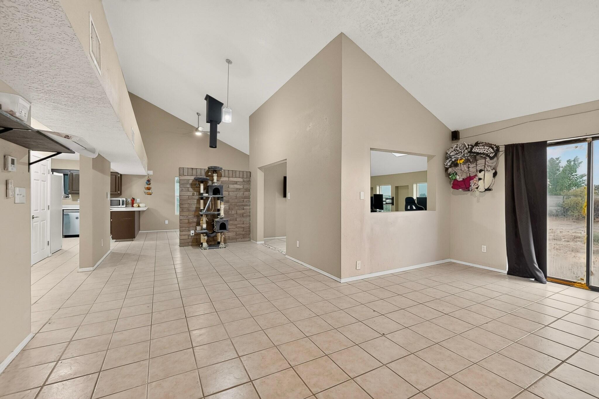 Photo 12 — 14 N Juan Road SW