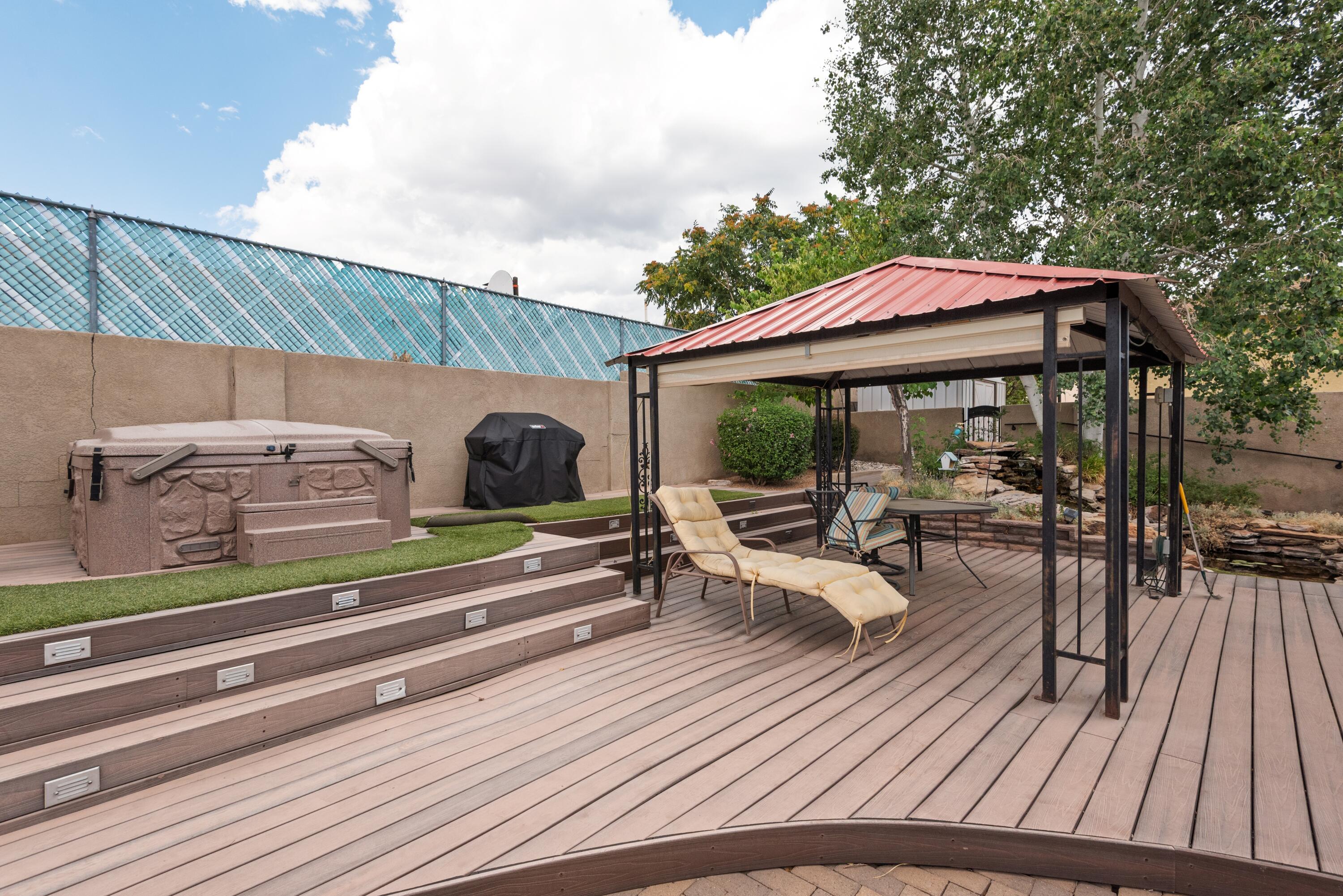 Photo 9 — 4705 Oahu Drive NE
