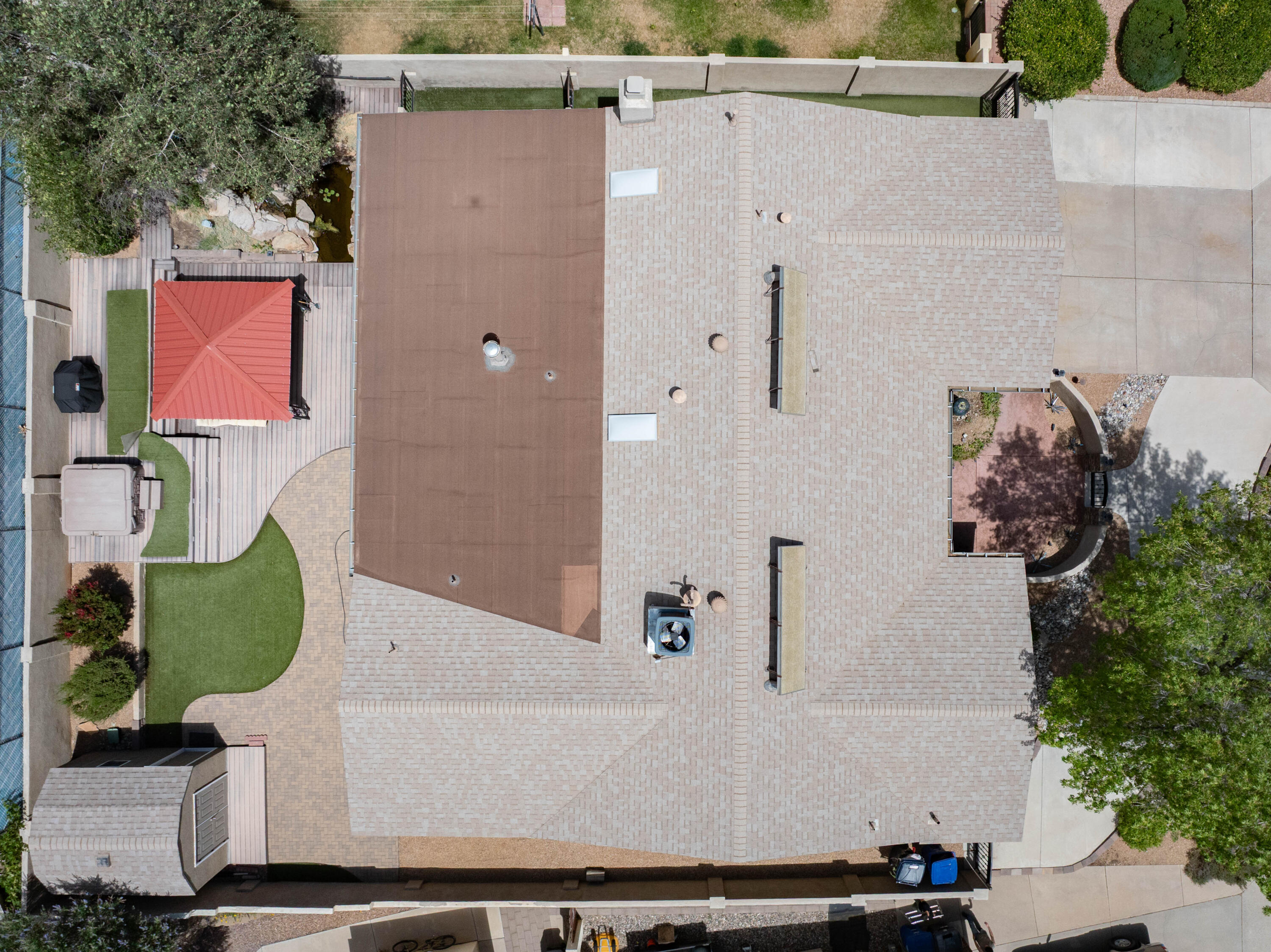 Photo 4 — 4705 Oahu Drive NE