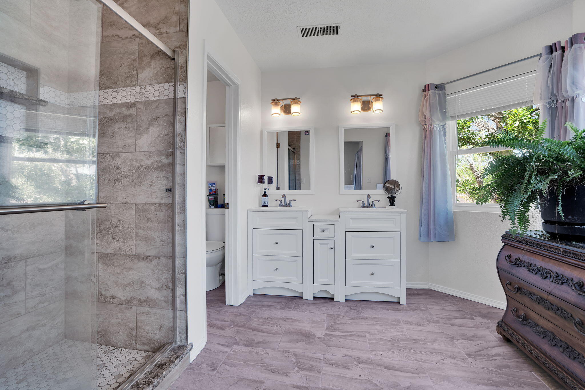 Photo 17 — 4605 Mesa Encantada Court NW