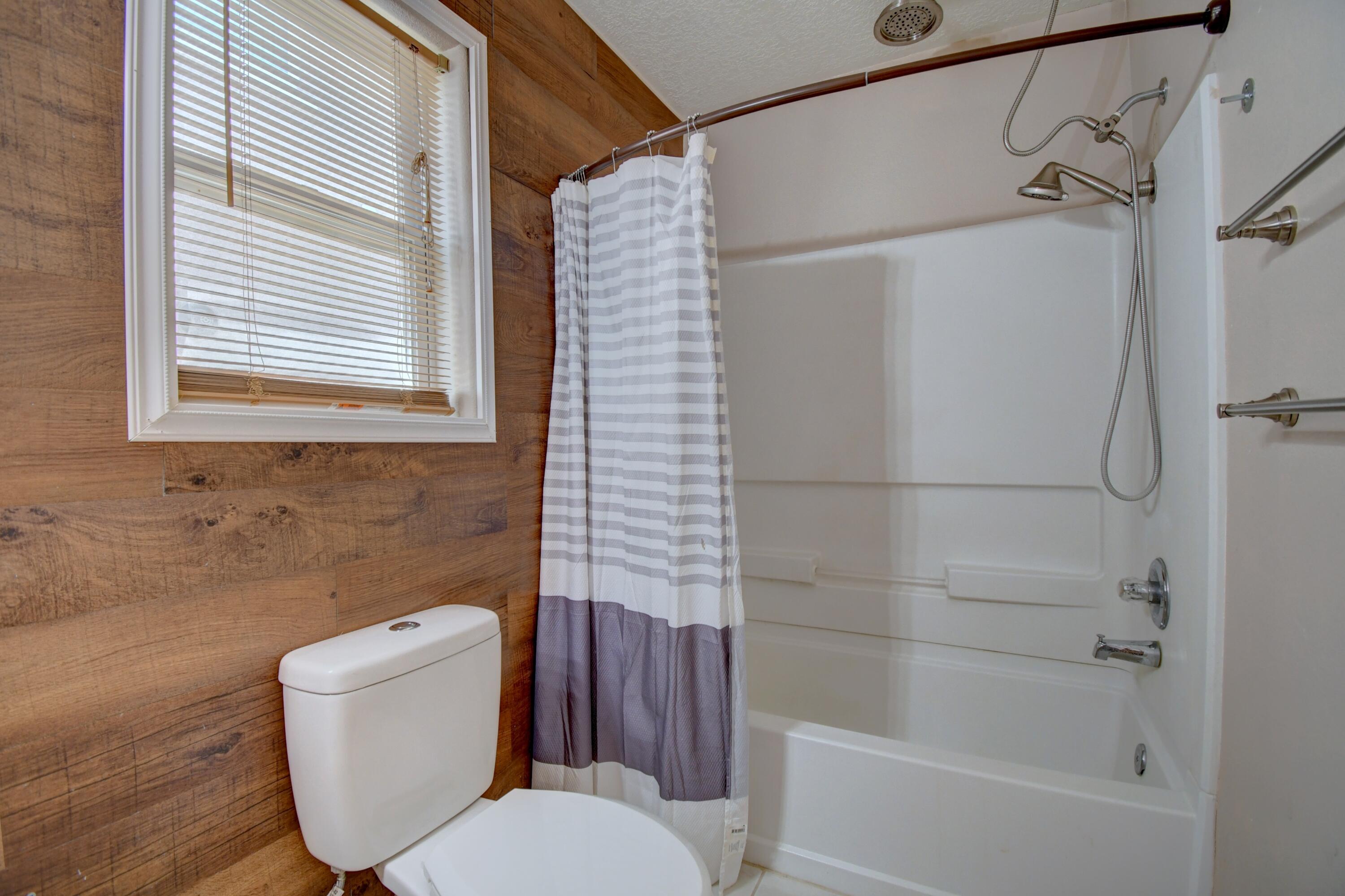 Photo 8 — 3704 Clear Creek Road NE