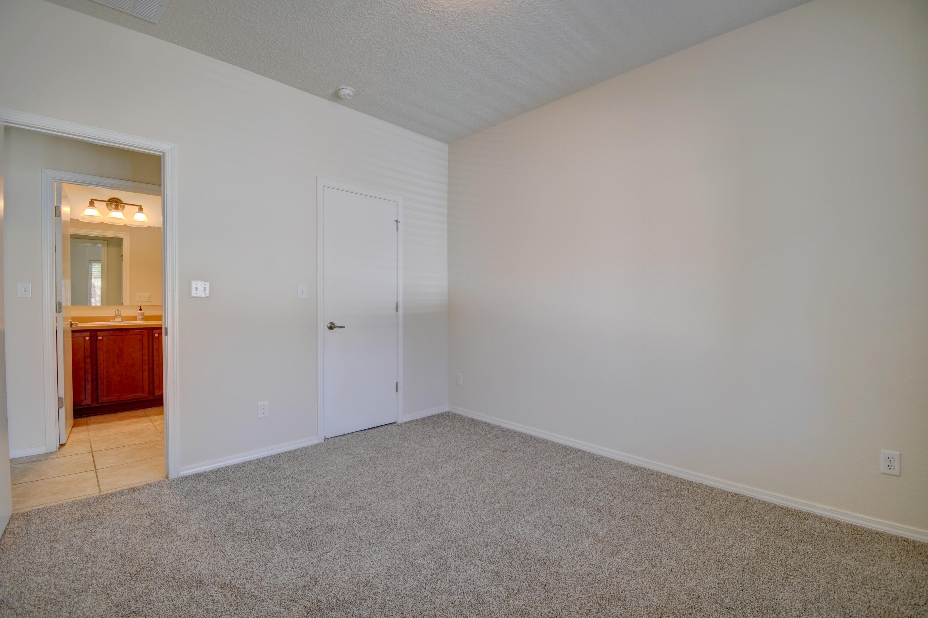 Photo 15 — 5835 Fossil Road NW