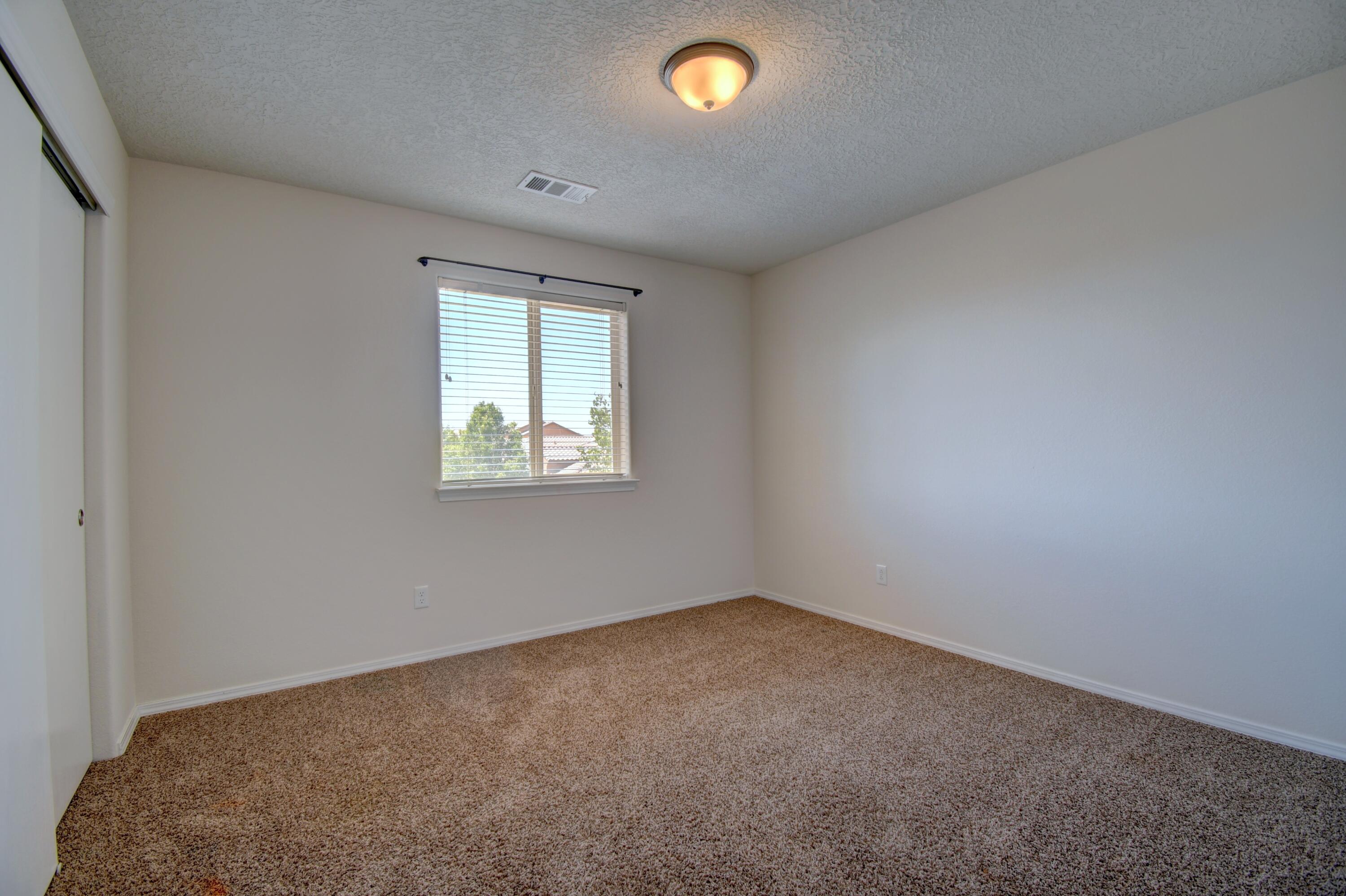 Photo 19 — 5835 Fossil Road NW