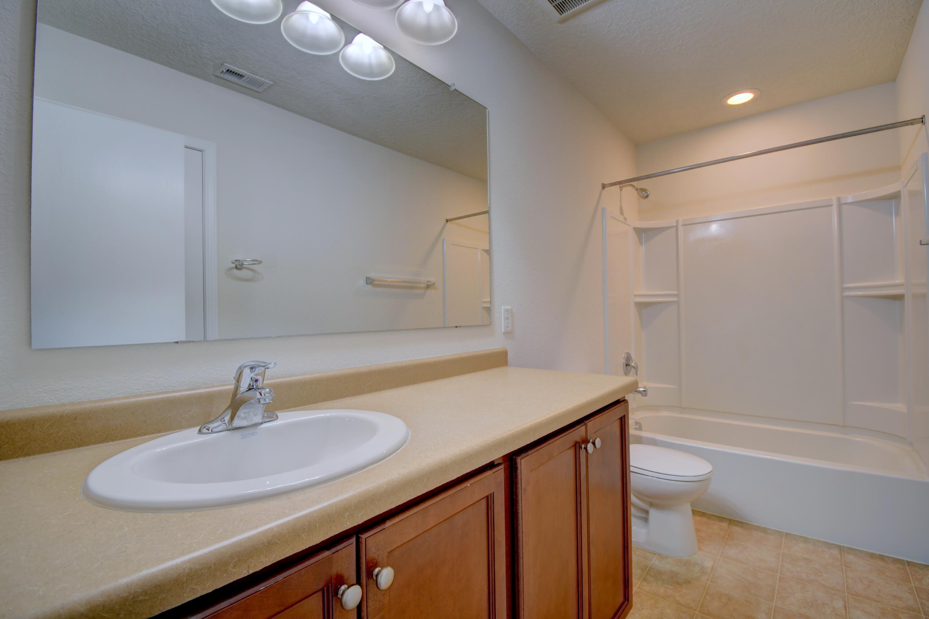 Photo 20 — 5835 Fossil Road NW