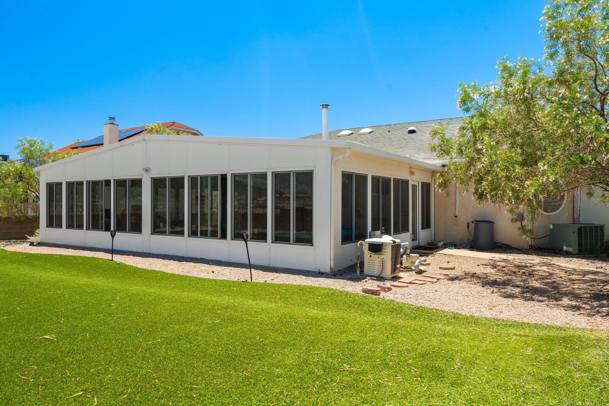 Photo 12 — 2869 Chessman Drive SE