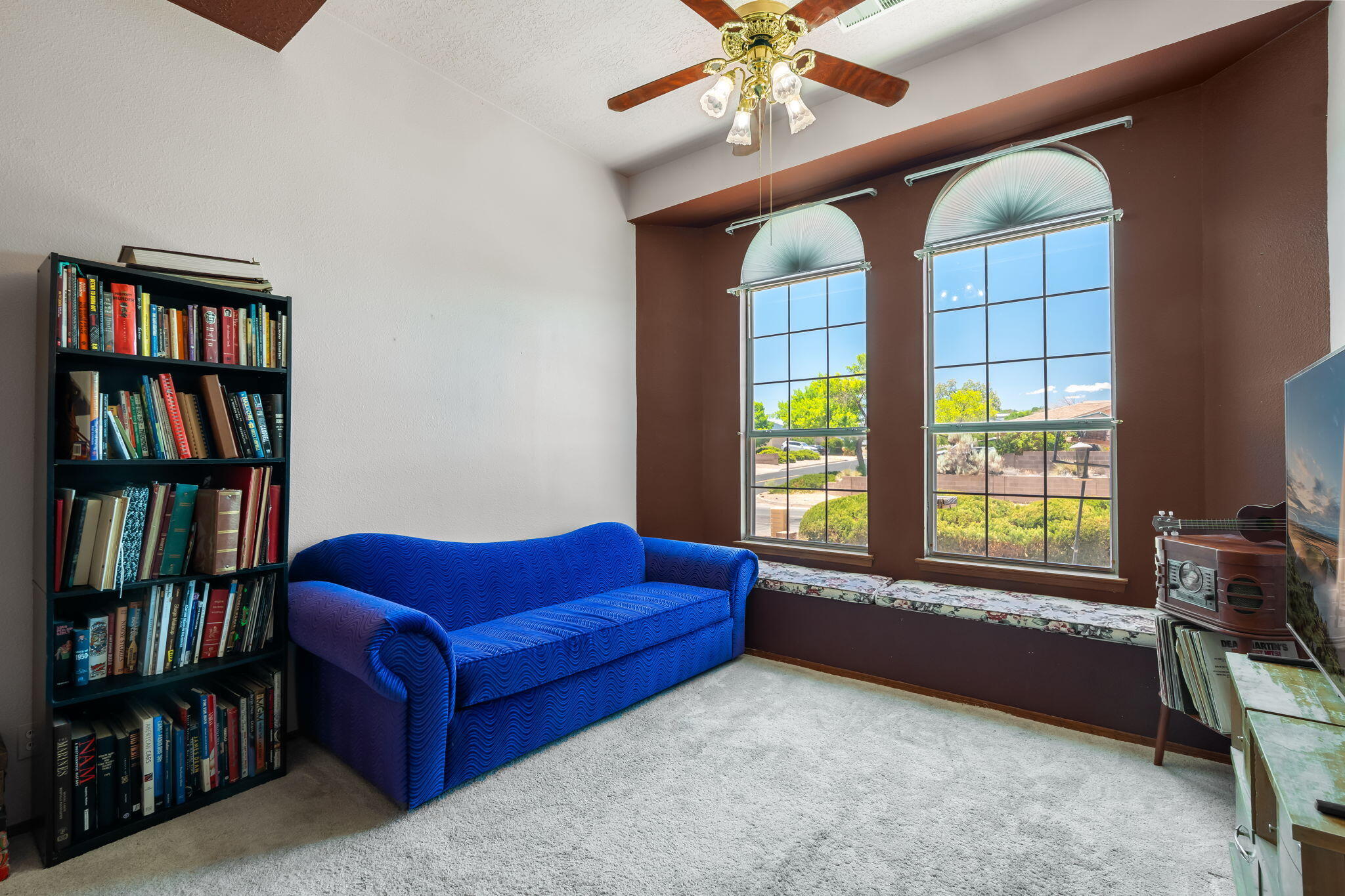 Photo 6 — 2869 Chessman Drive SE