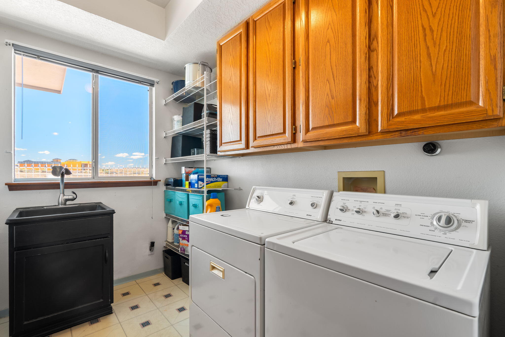 Photo 9 — 2869 Chessman Drive SE