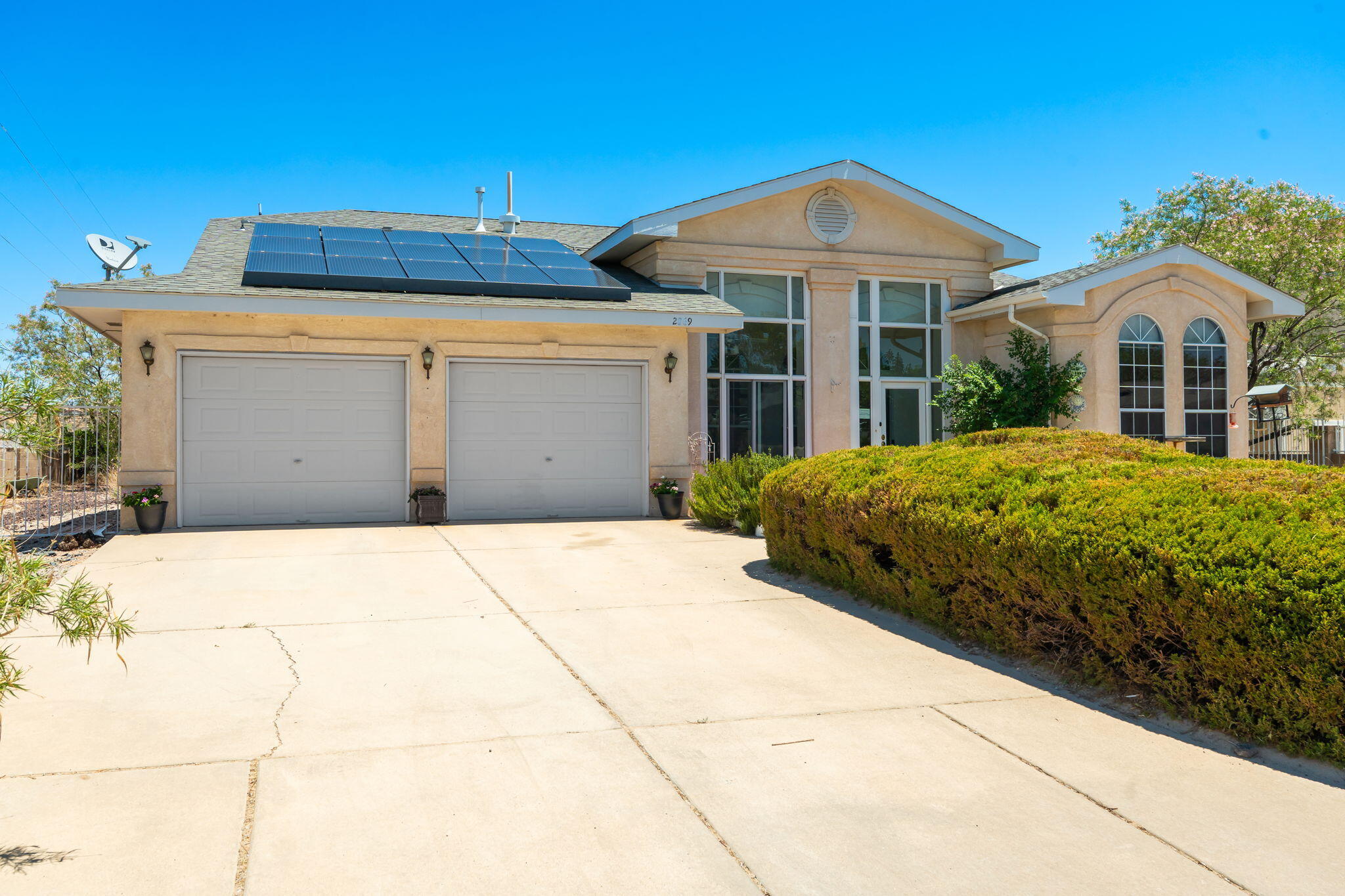 Photo 10 — 2869 Chessman Drive SE