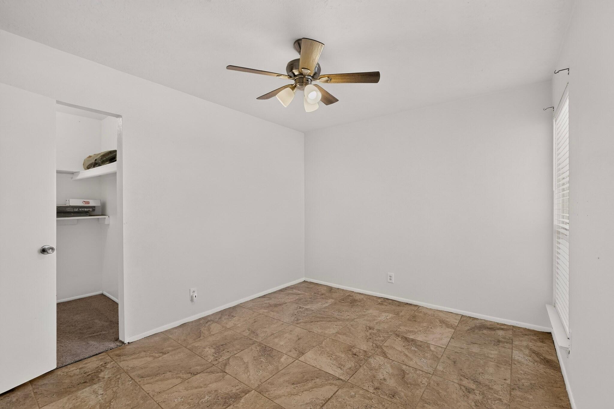 Photo 4 — 4601 Carlisle Boulevard NE APT A1