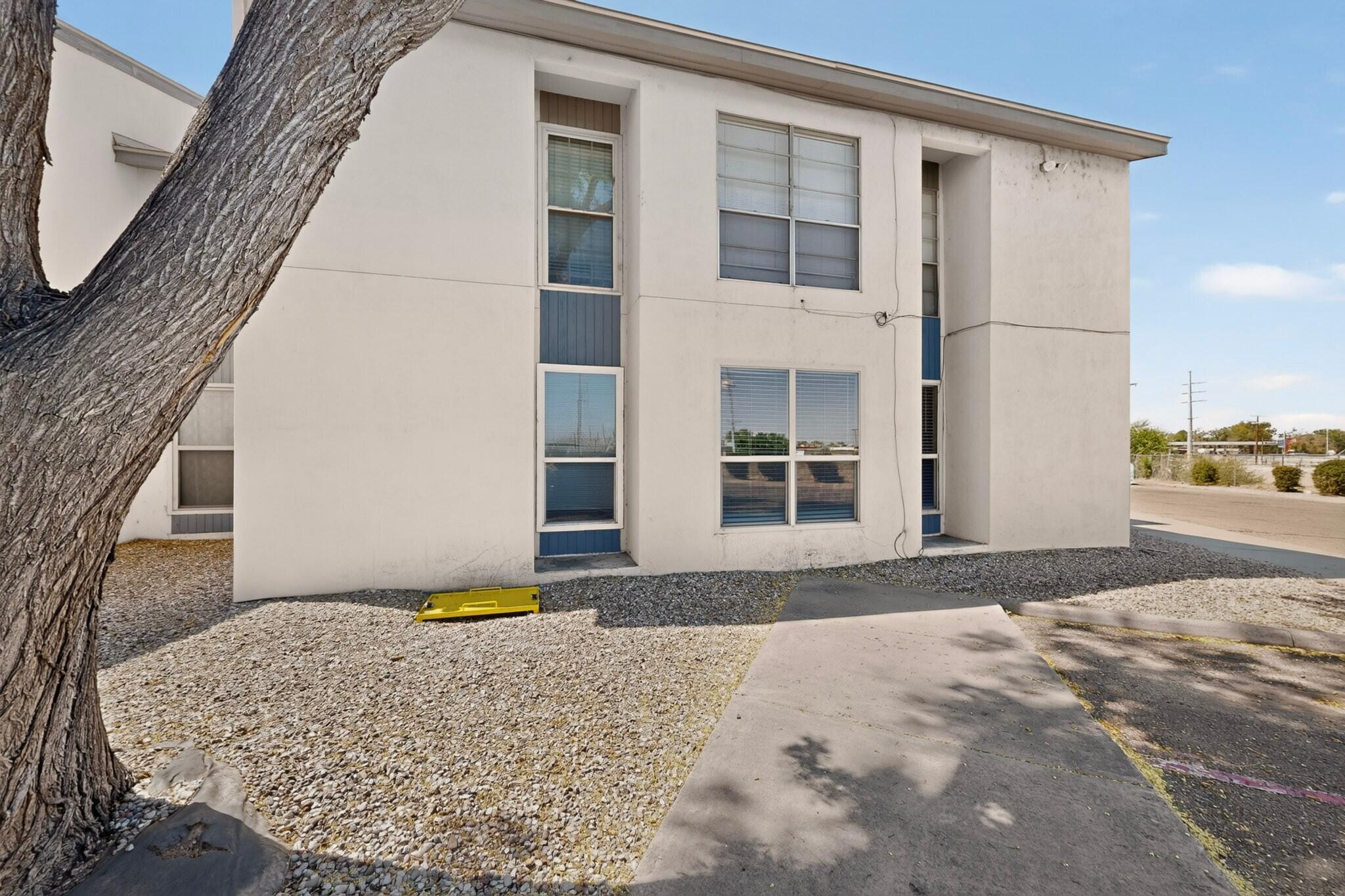 Photo 13 — 4601 Carlisle Boulevard NE APT A1