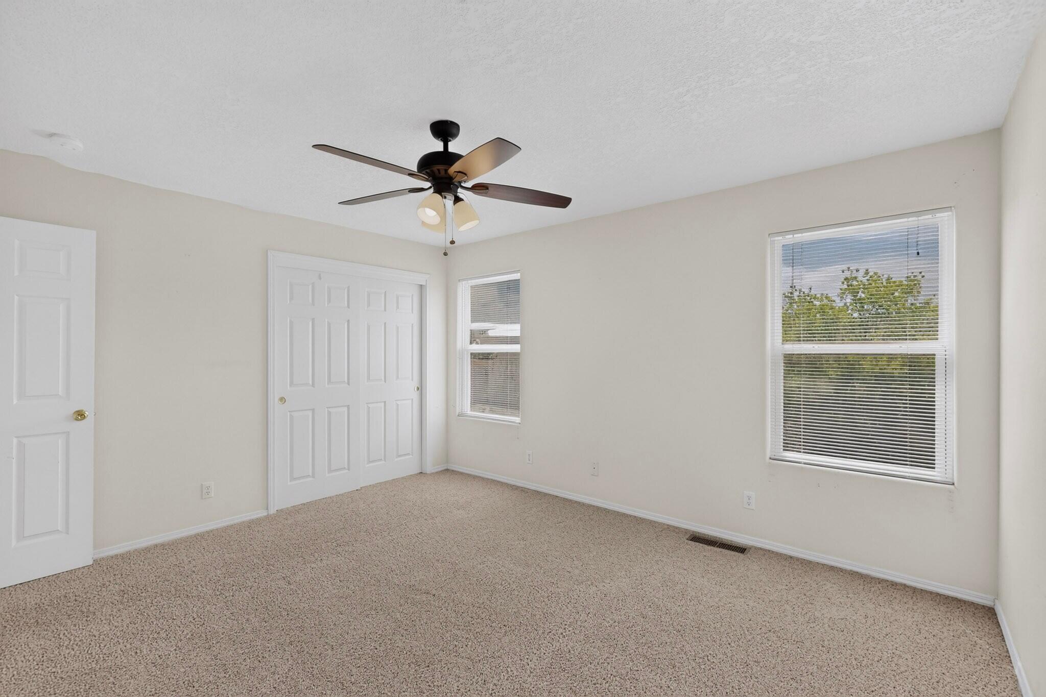 Photo 12 — 5005 Mira Vista Drive NE