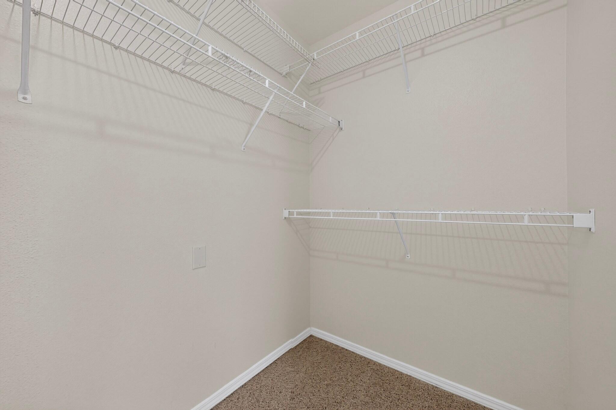 Photo 9 — 5005 Mira Vista Drive NE