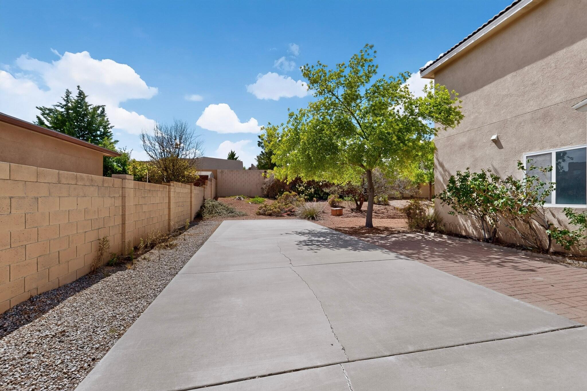 Photo 4 — 5005 Mira Vista Drive NE