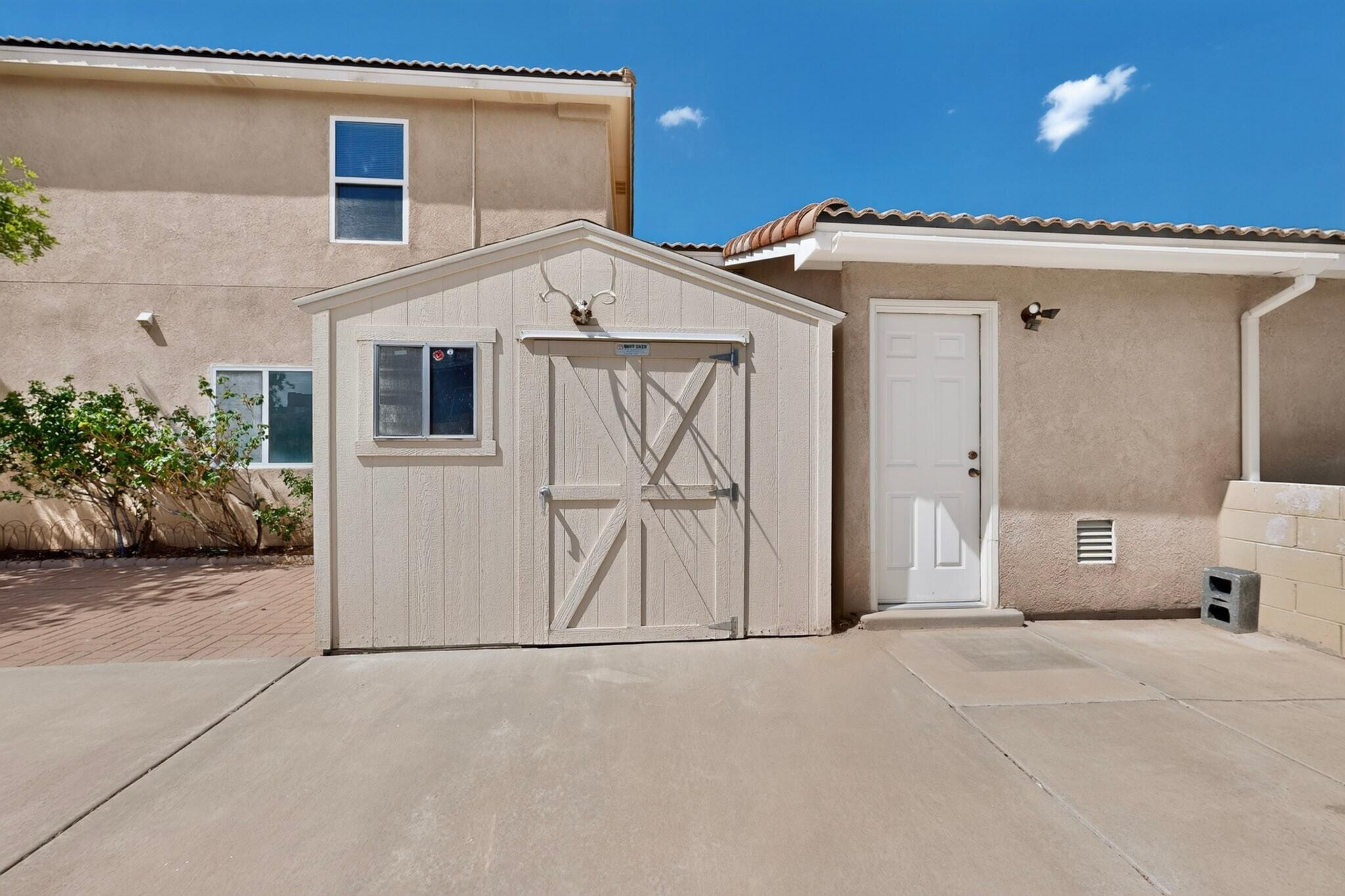 Photo 3 — 5005 Mira Vista Drive NE