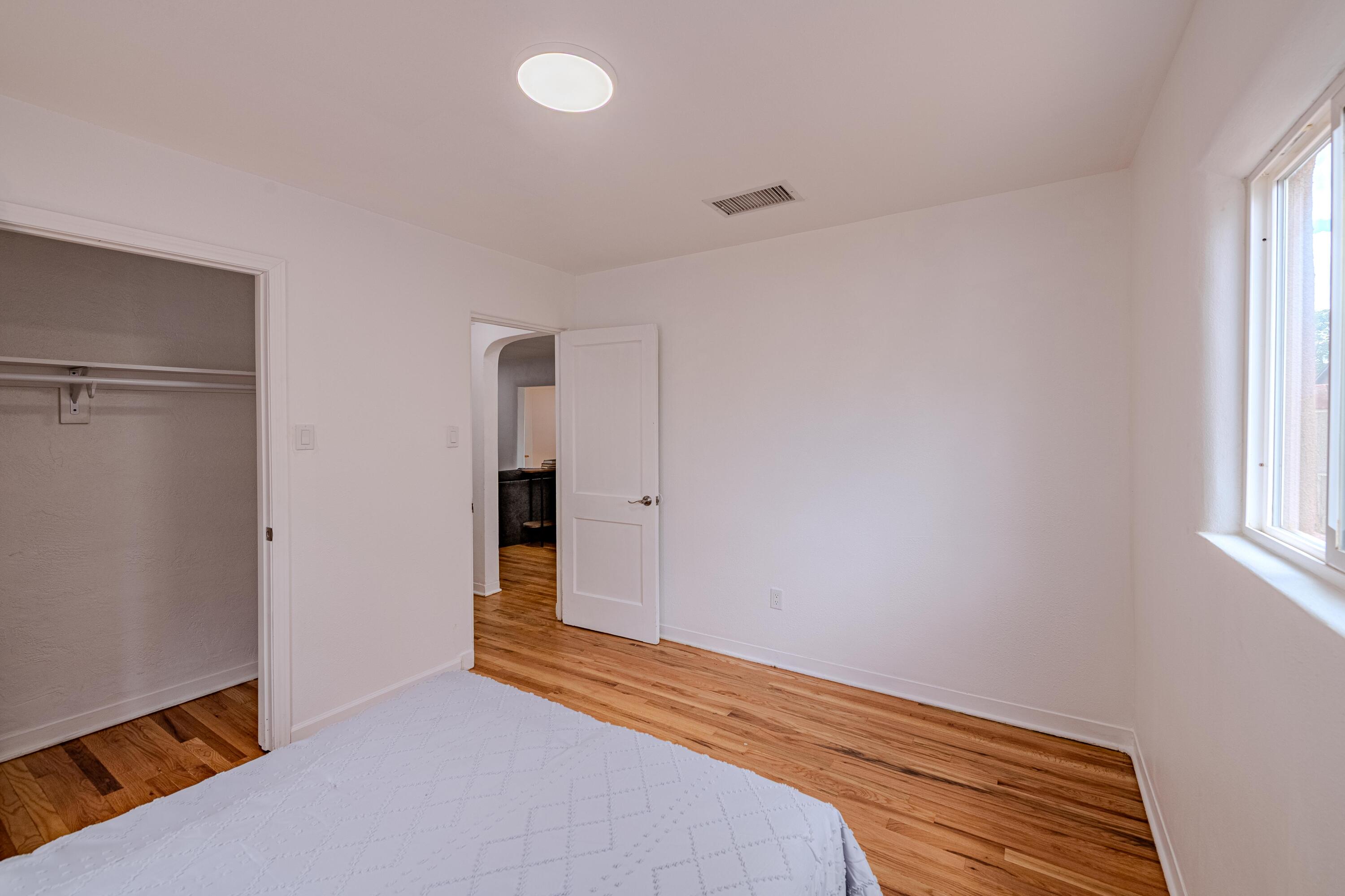 Photo 15 — 5512 Granite Ave NE