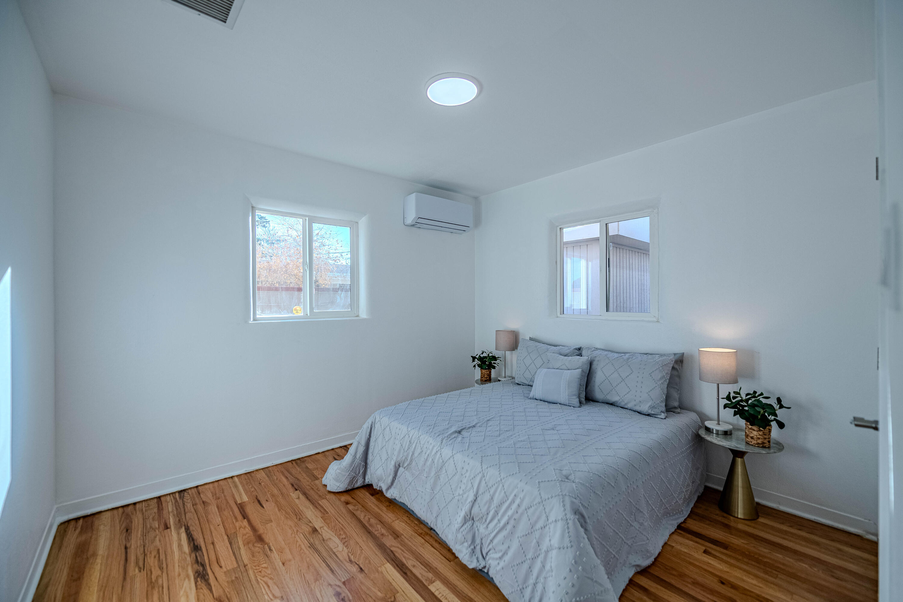Photo 18 — 5512 Granite Ave NE