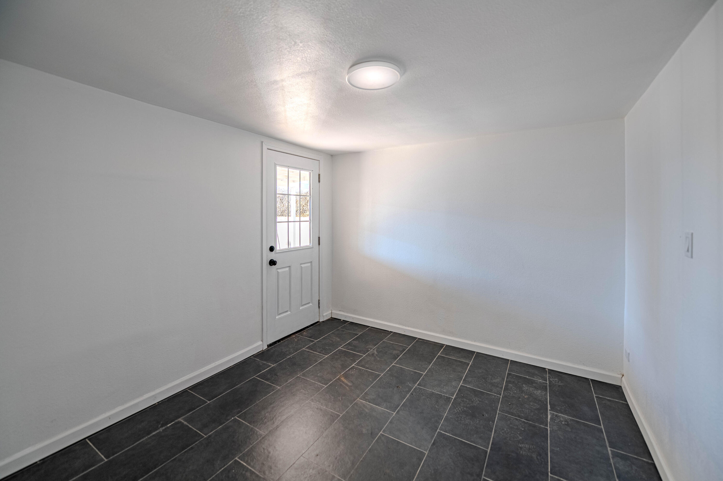 Photo 16 — 5512 Granite Ave NE