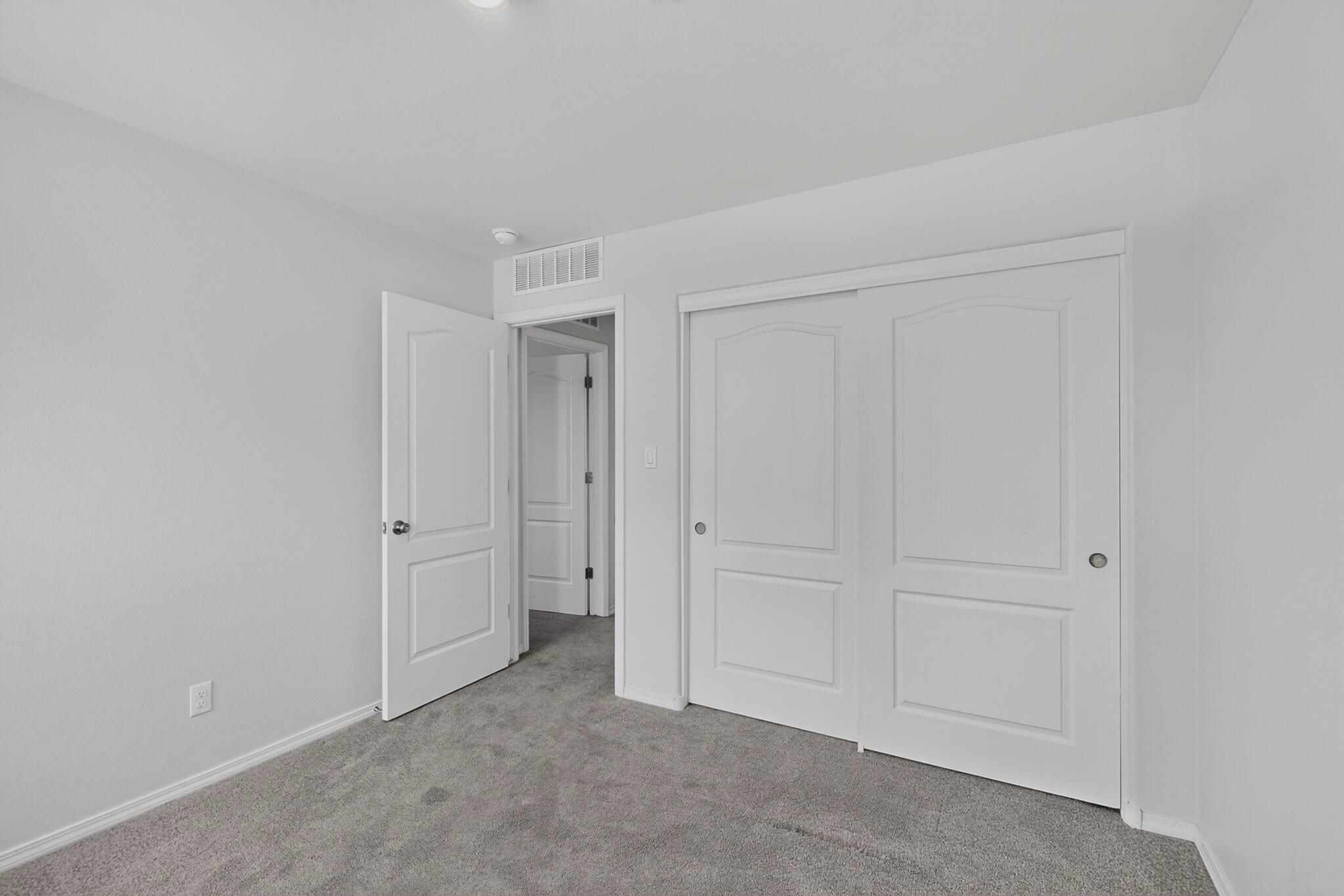 Photo 18 — 1504 Gulfstream Drive SE