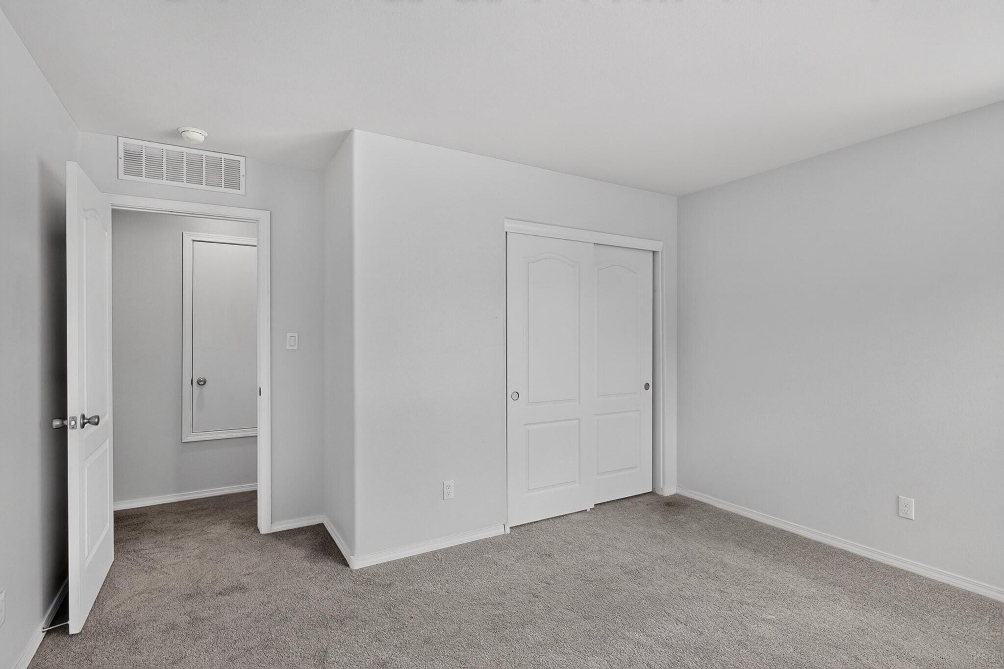 Photo 15 — 1504 Gulfstream Drive SE