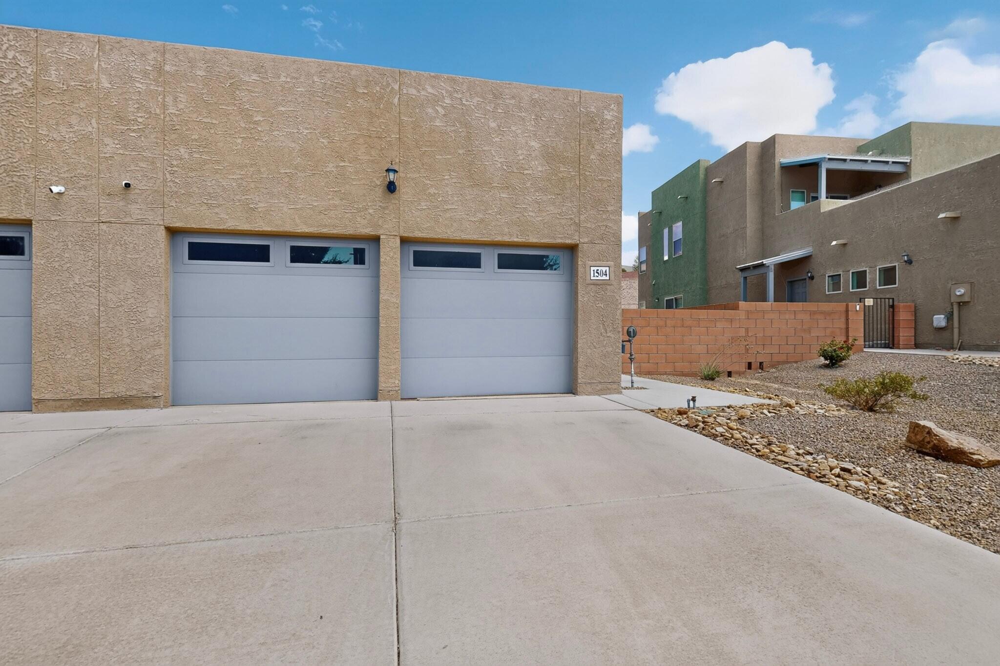 Photo 3 — 1504 Gulfstream Drive SE