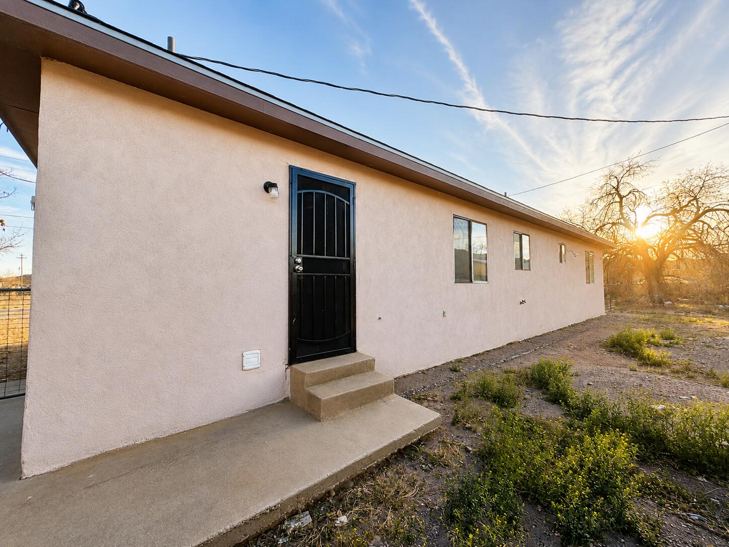 Photo 5 — 703 Lucero Avenue