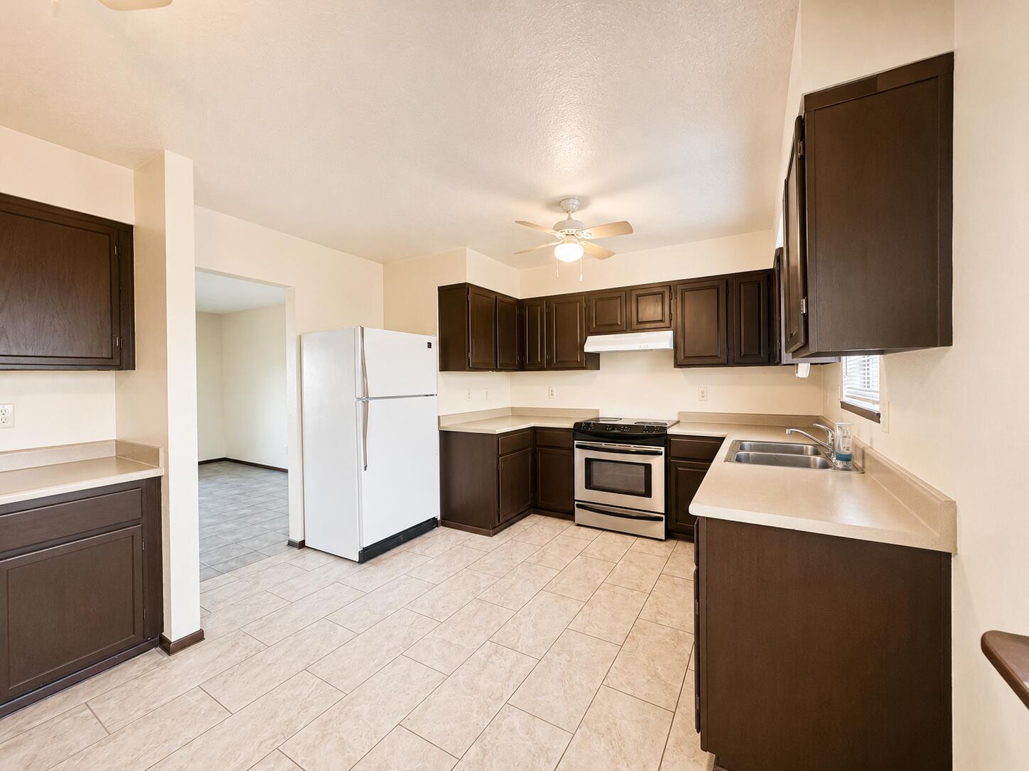 Photo 20 — 703 Lucero Avenue