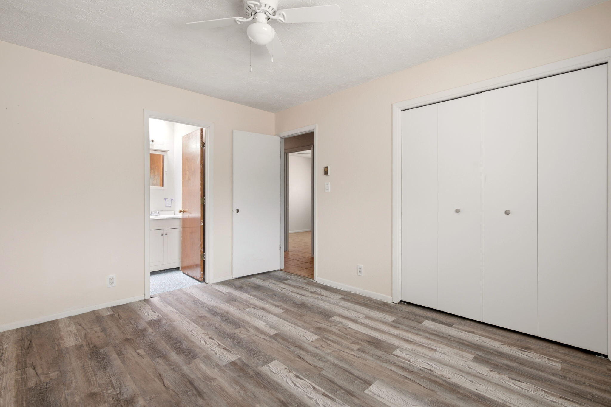 Photo 11 — 6056 Kilmer Avenue NW
