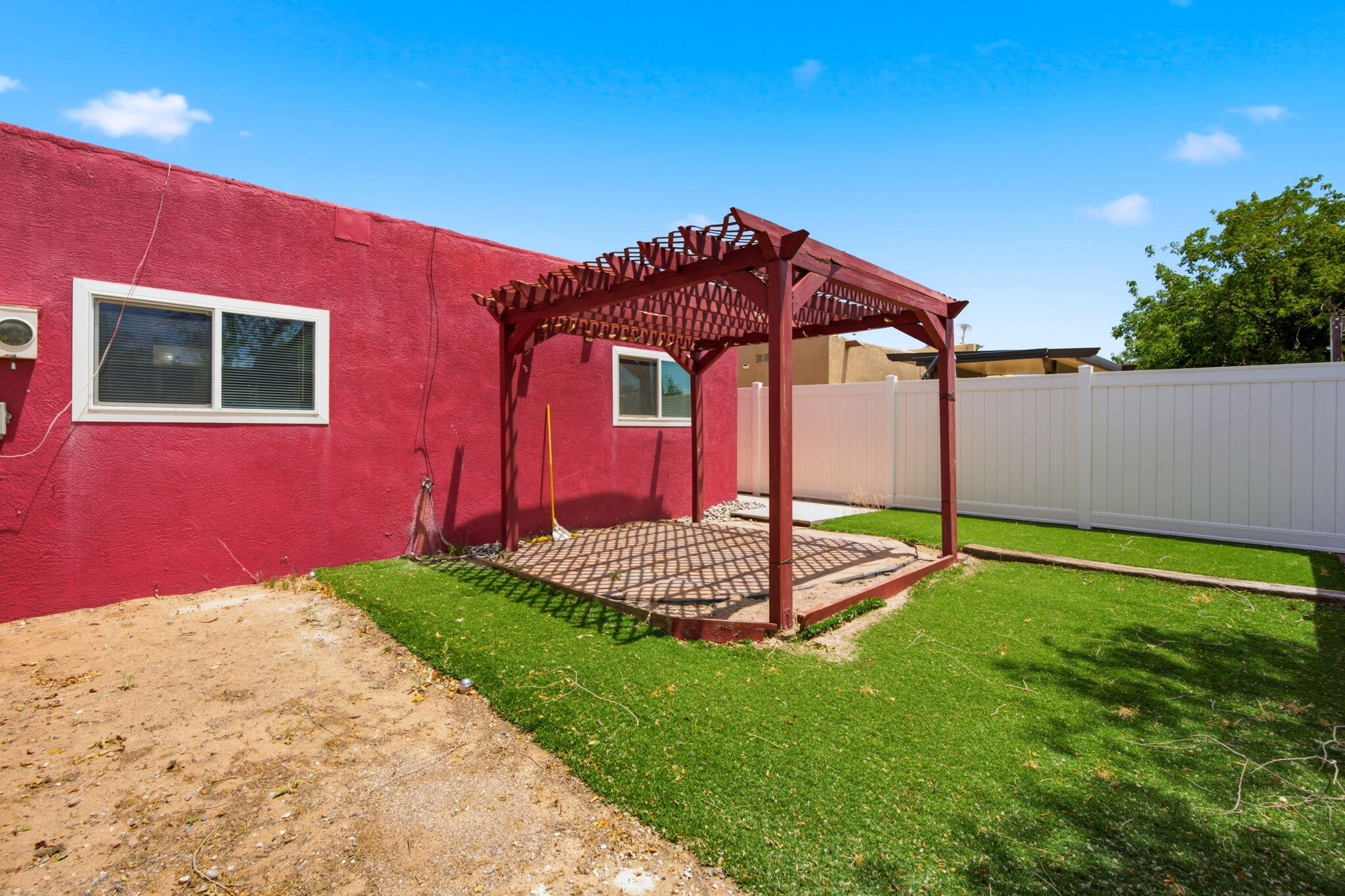 Photo 3 — 6056 Kilmer Avenue NW