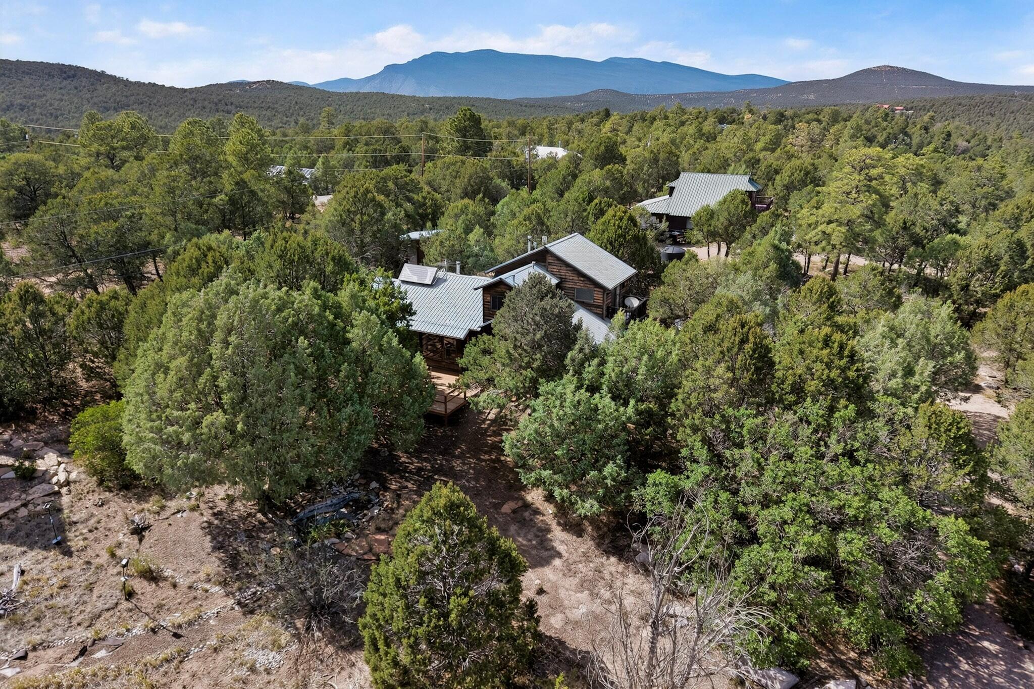 34 Easy Street, Tijeras, NM 87059