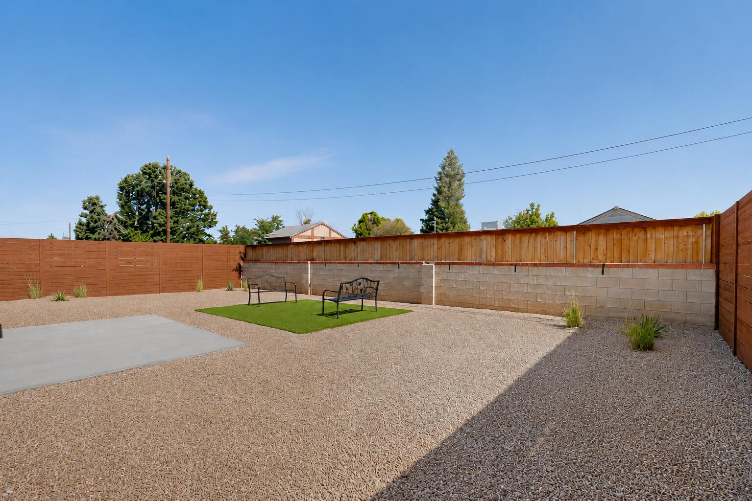 Photo 5 — 8901 Cottonwood Road NE