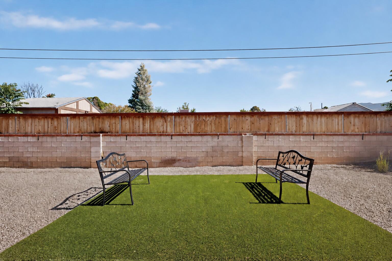 Photo 4 — 8901 Cottonwood Road NE