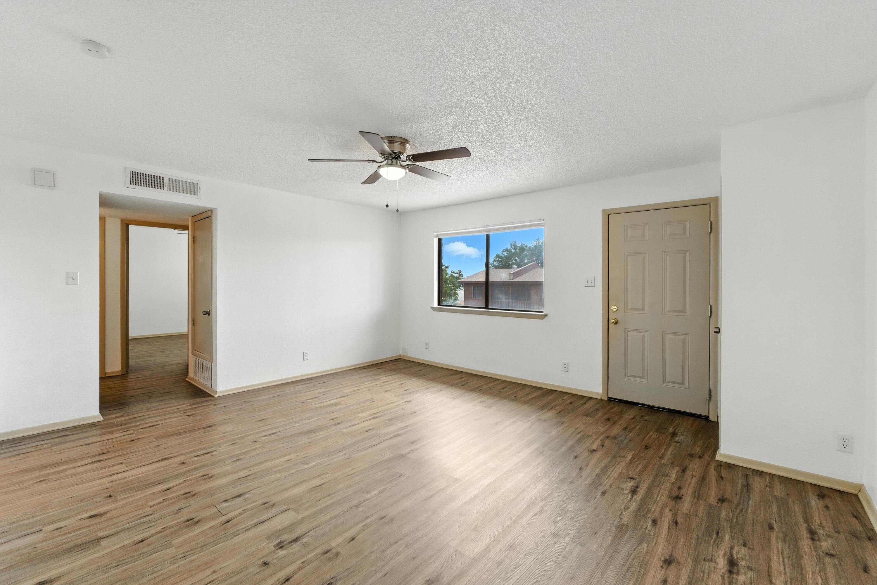 Photo 3 — 1301-1325 Fillmore Avenue