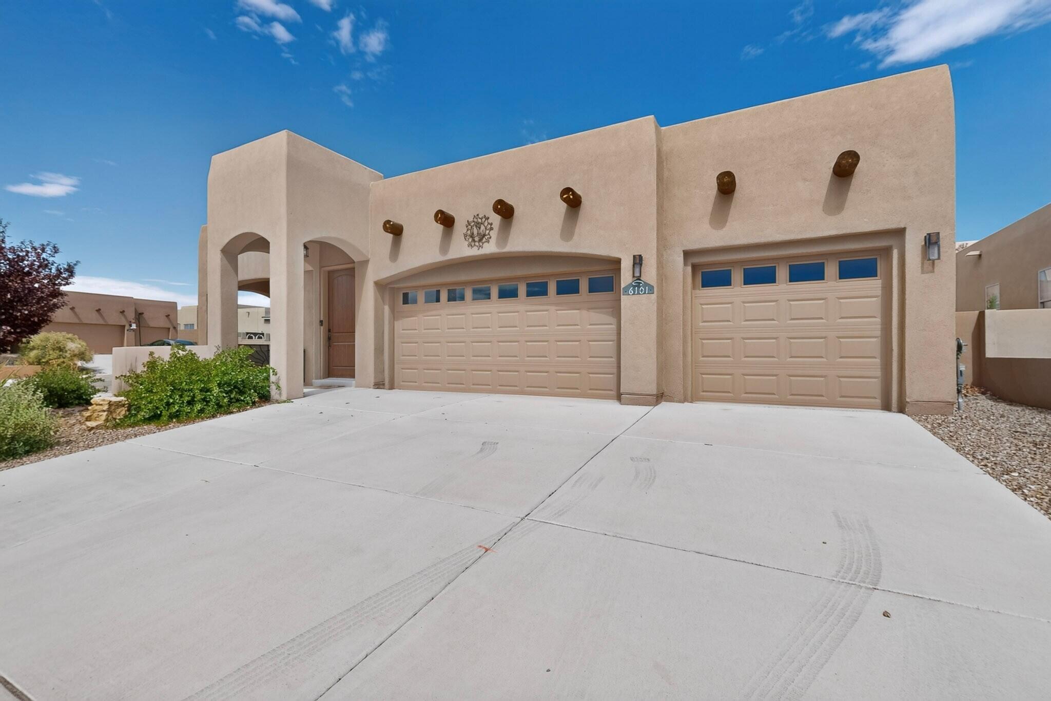 6101 Santa Fe Trail Drive NE, Rio Rancho, NM 87124