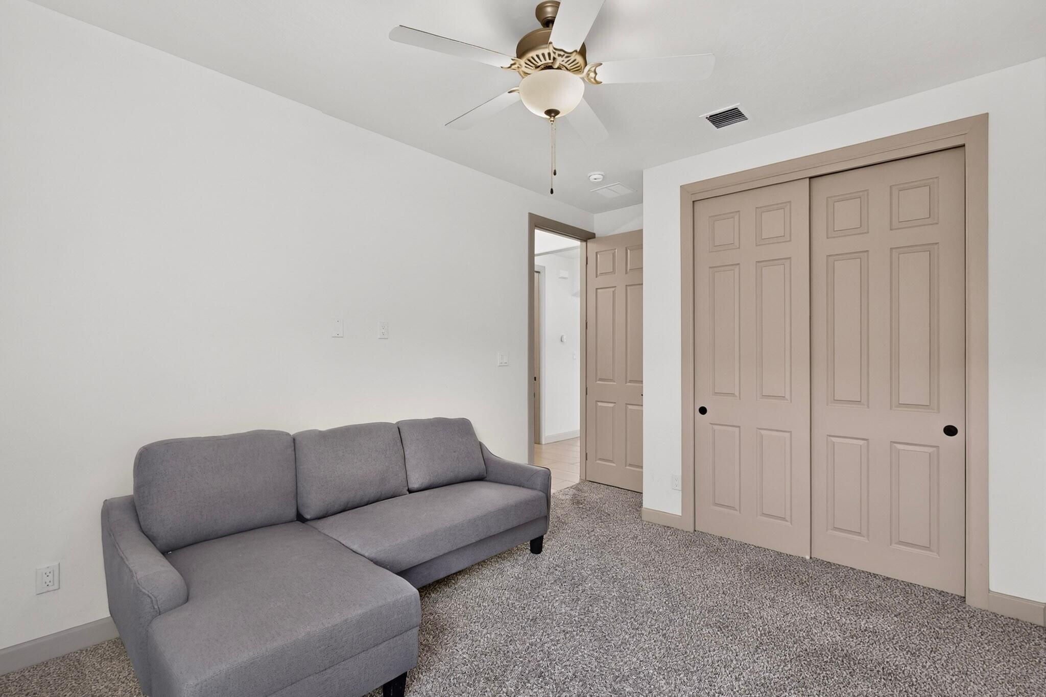 Photo 20 — 6101 Santa Fe Trail Drive NE