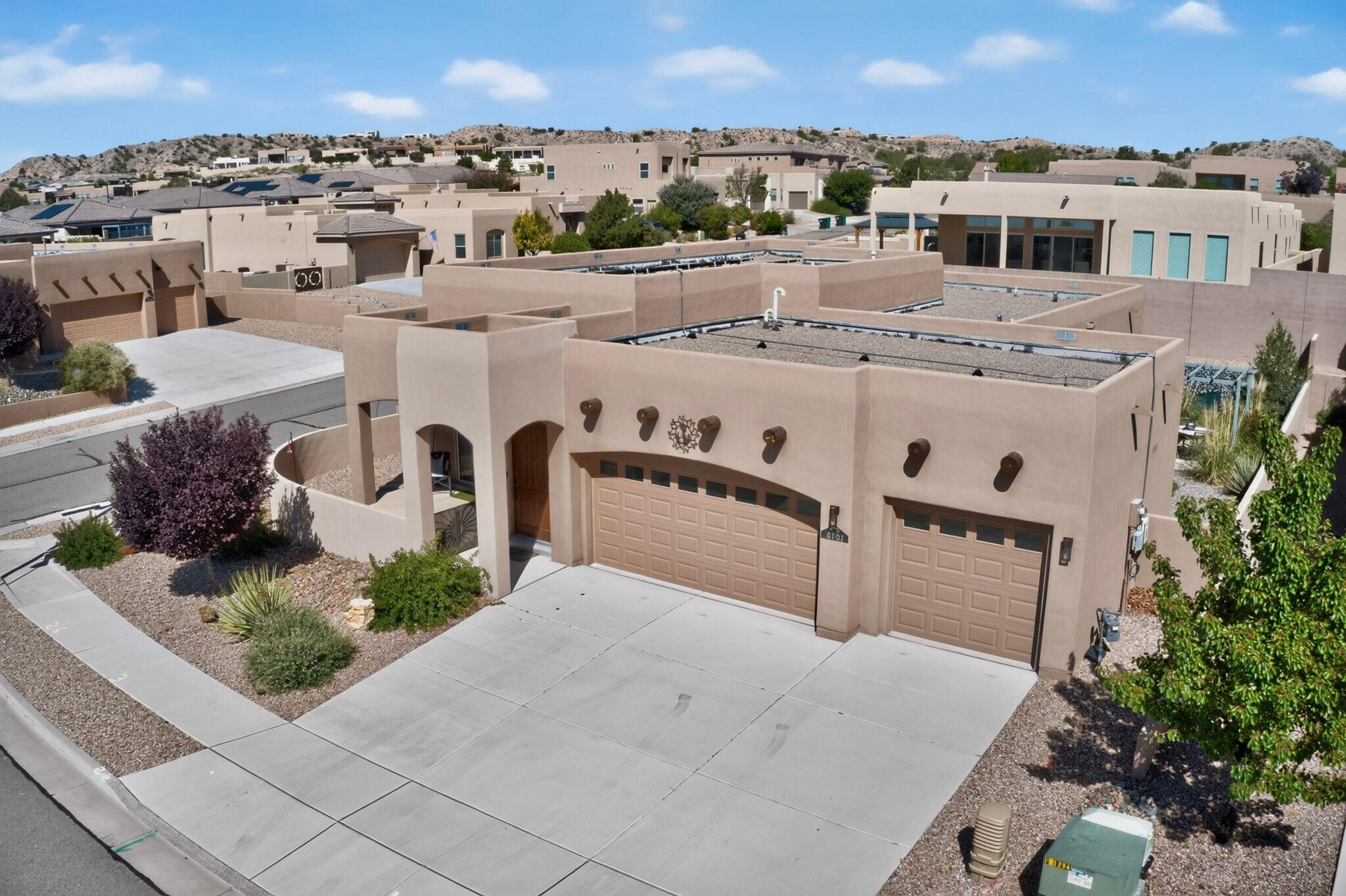 Photo 6 — 6101 Santa Fe Trail Drive NE