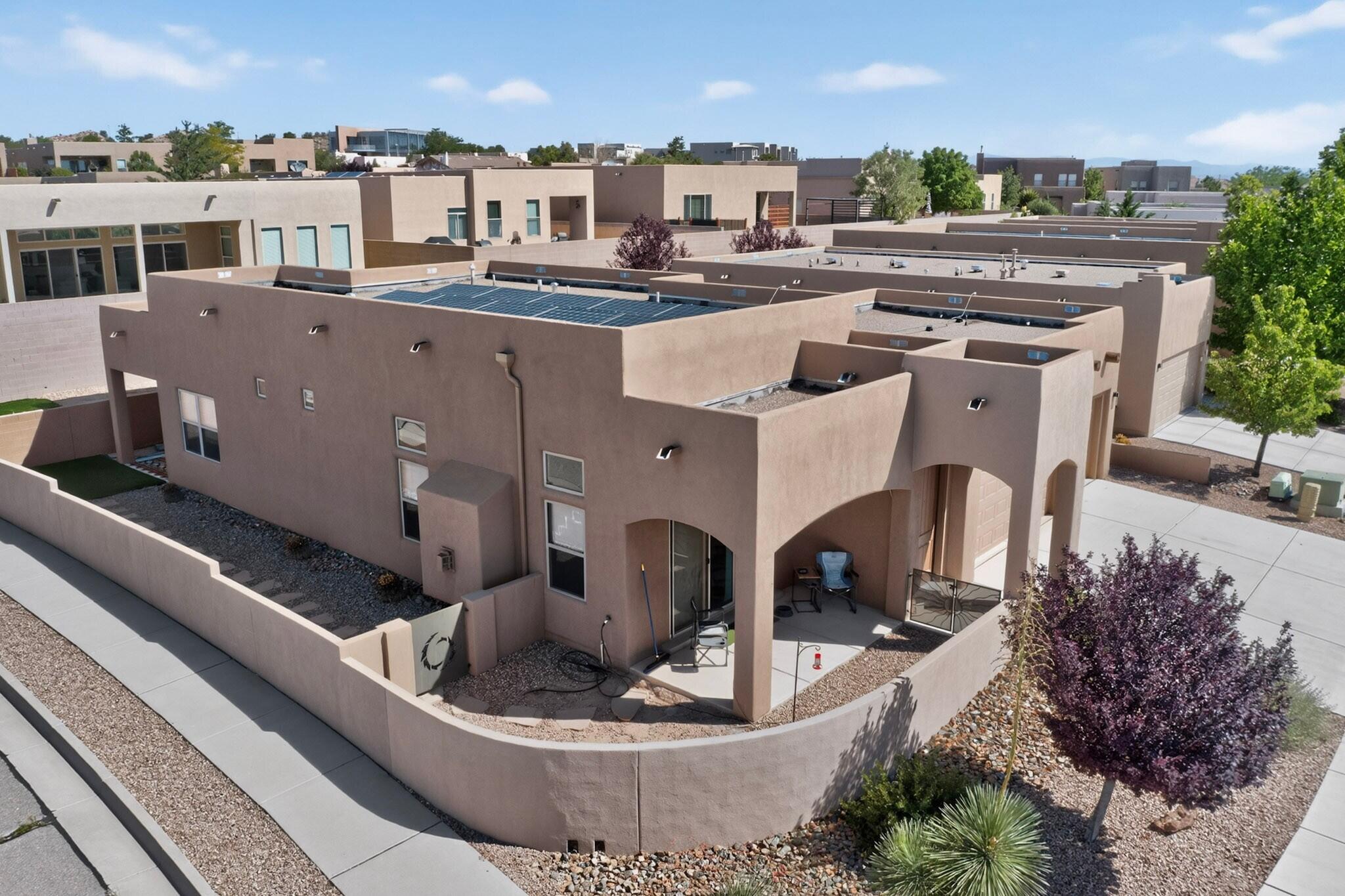 Photo 5 — 6101 Santa Fe Trail Drive NE
