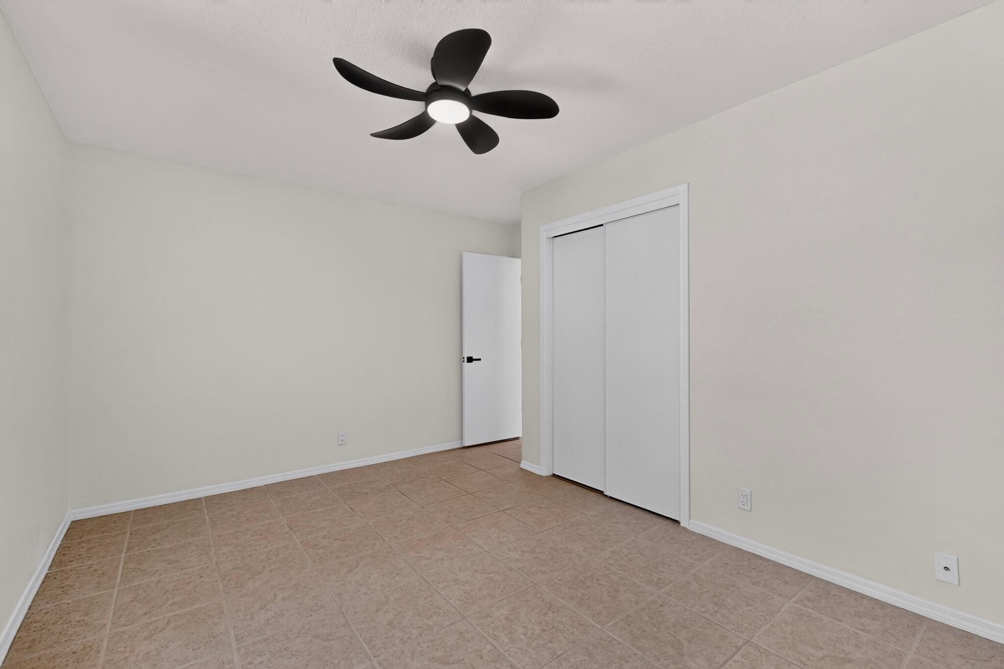 Photo 2 — 6616 Orphelia Avenue NE