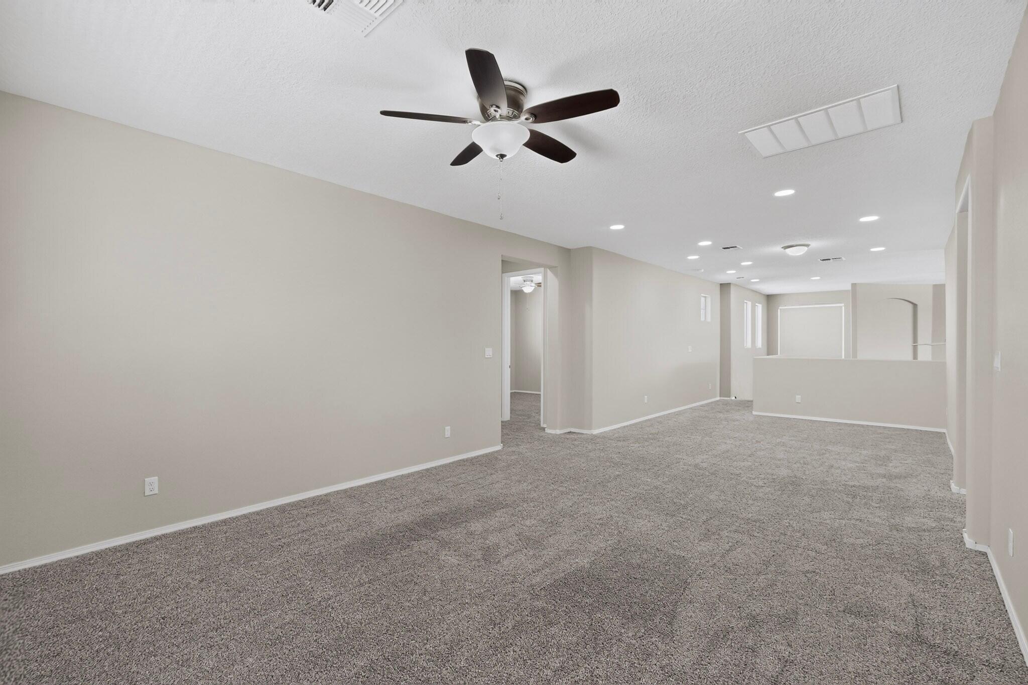 Photo 12 — 4020 Colina Roja Lane NE