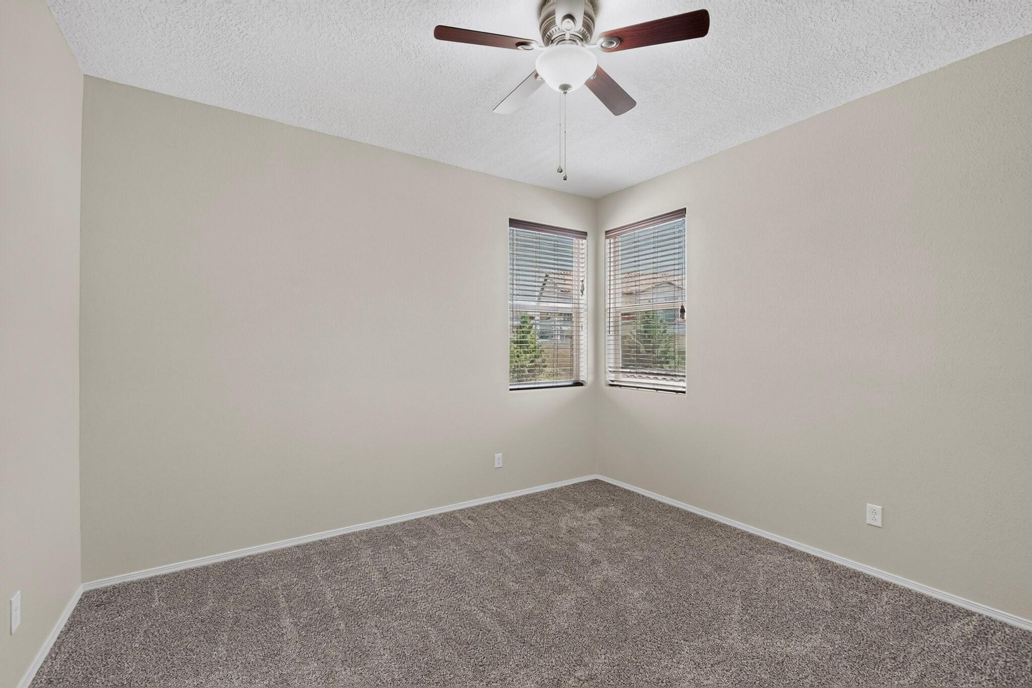 Photo 13 — 4020 Colina Roja Lane NE