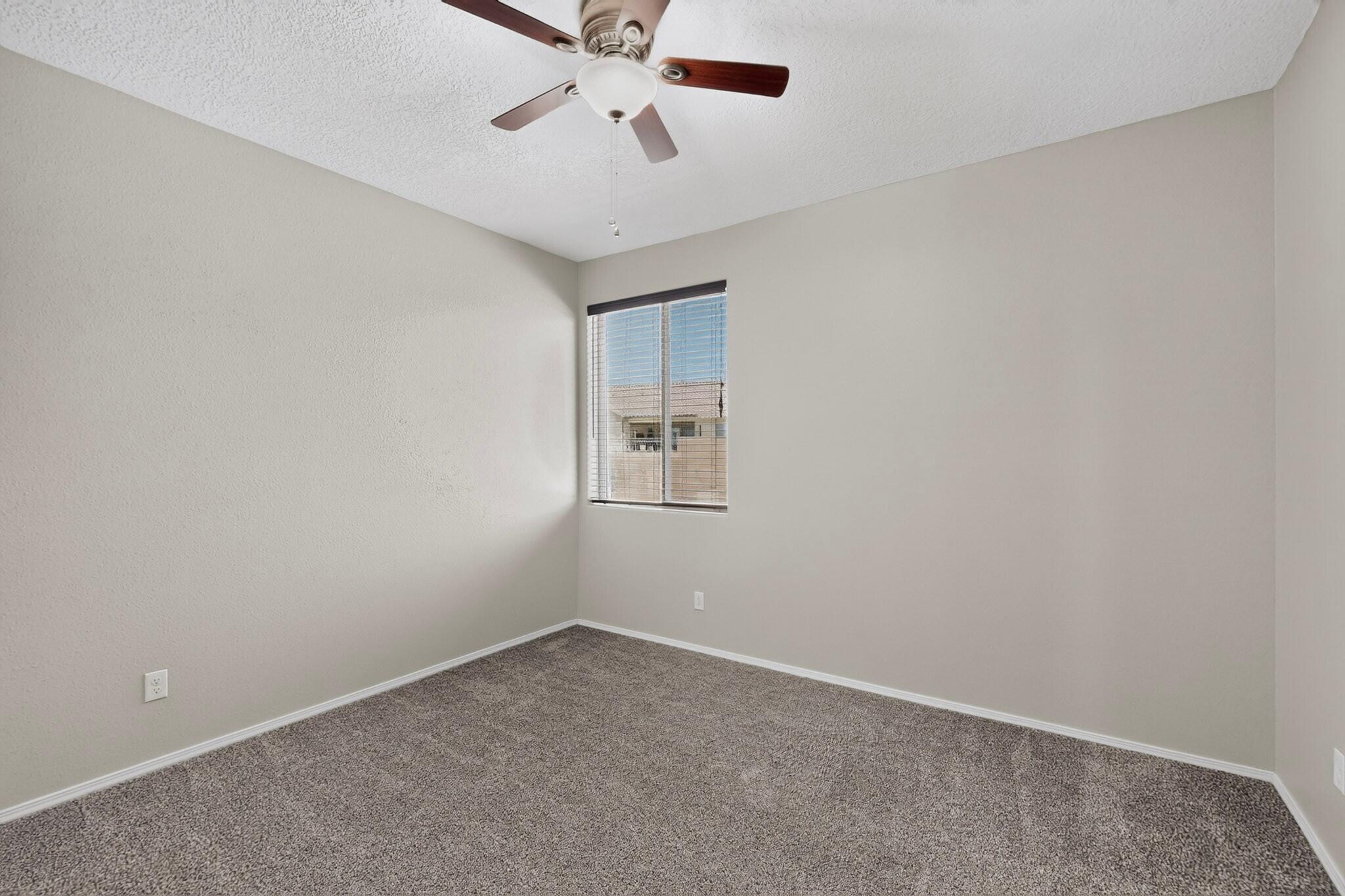 Photo 17 — 4020 Colina Roja Lane NE