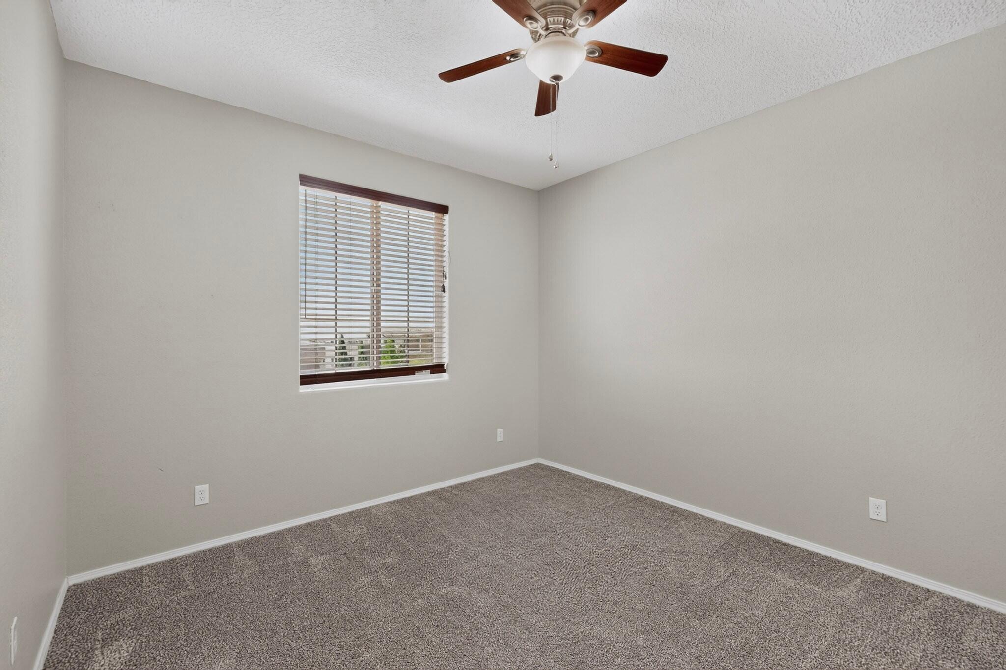 Photo 19 — 4020 Colina Roja Lane NE