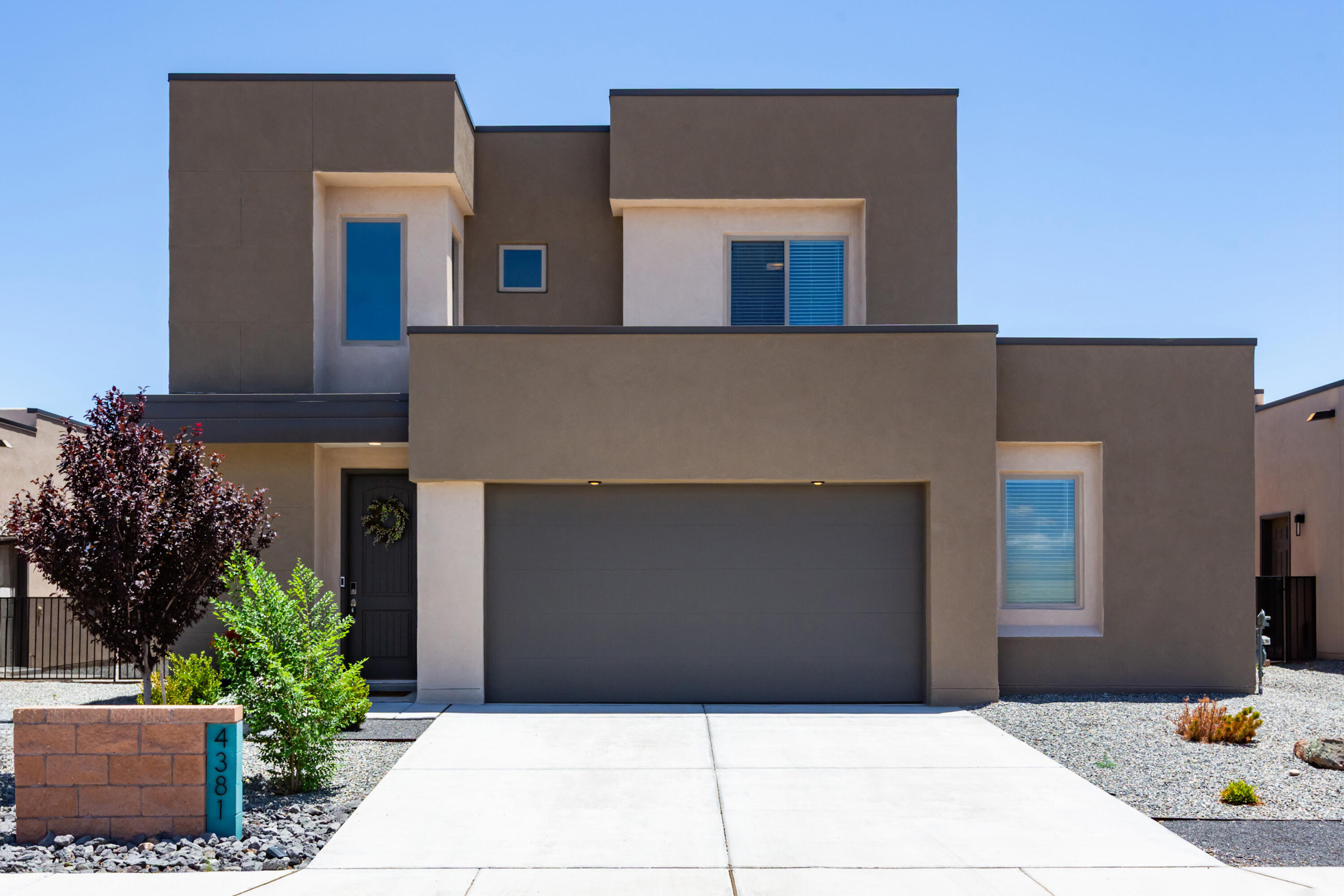 4381 Lauren Loop NE, Rio Rancho, NM 87124