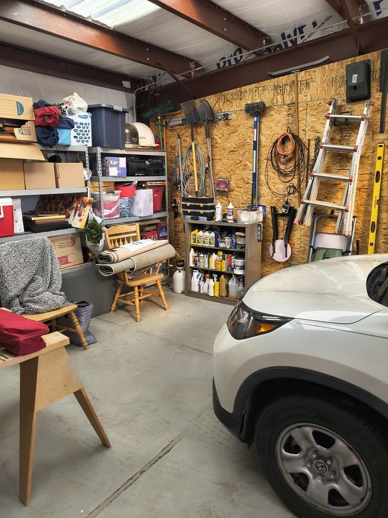 Photo 13 — 914 6th Street