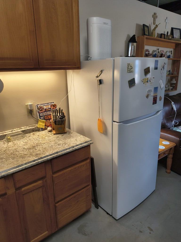 Photo 5 — 914 6th Street