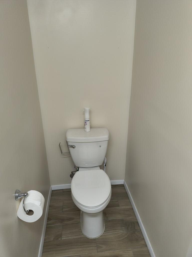 Photo 8 — 914 6th Street